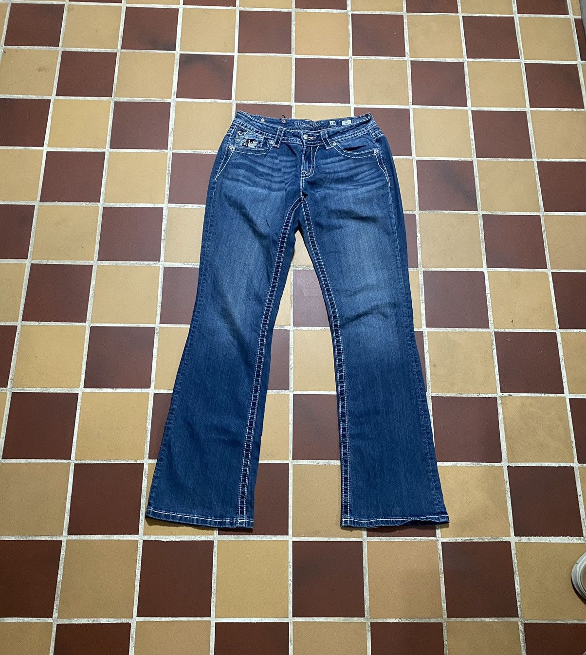 Miss Me Vintage Miss Me Embroidered Bootcut Jeans Size 28" / US 6 / IT 42 - 1 Thumbnail