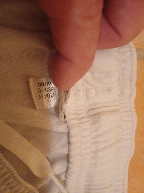 Adidas × Vintage Adidas Arsenal sports shorts Size US 32 / EU 48 - 6 Thumbnail