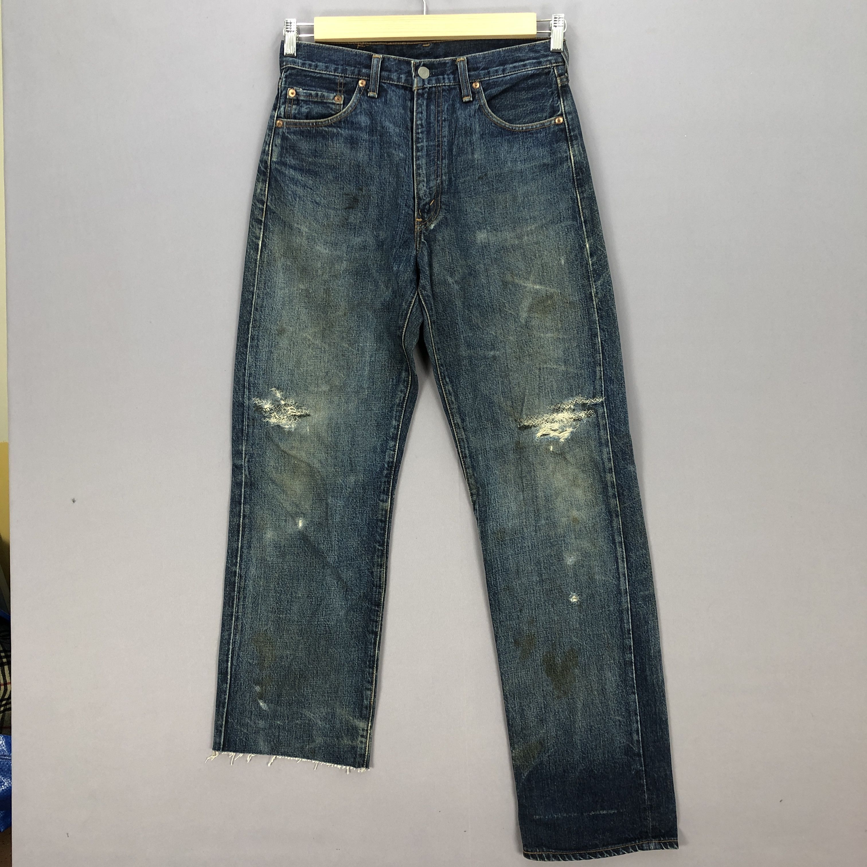 Levi's Vintage Levis Selvedge Distressed Jeans Levis Redline Denim Size US 30 / EU 46 - 1 Thumbnail