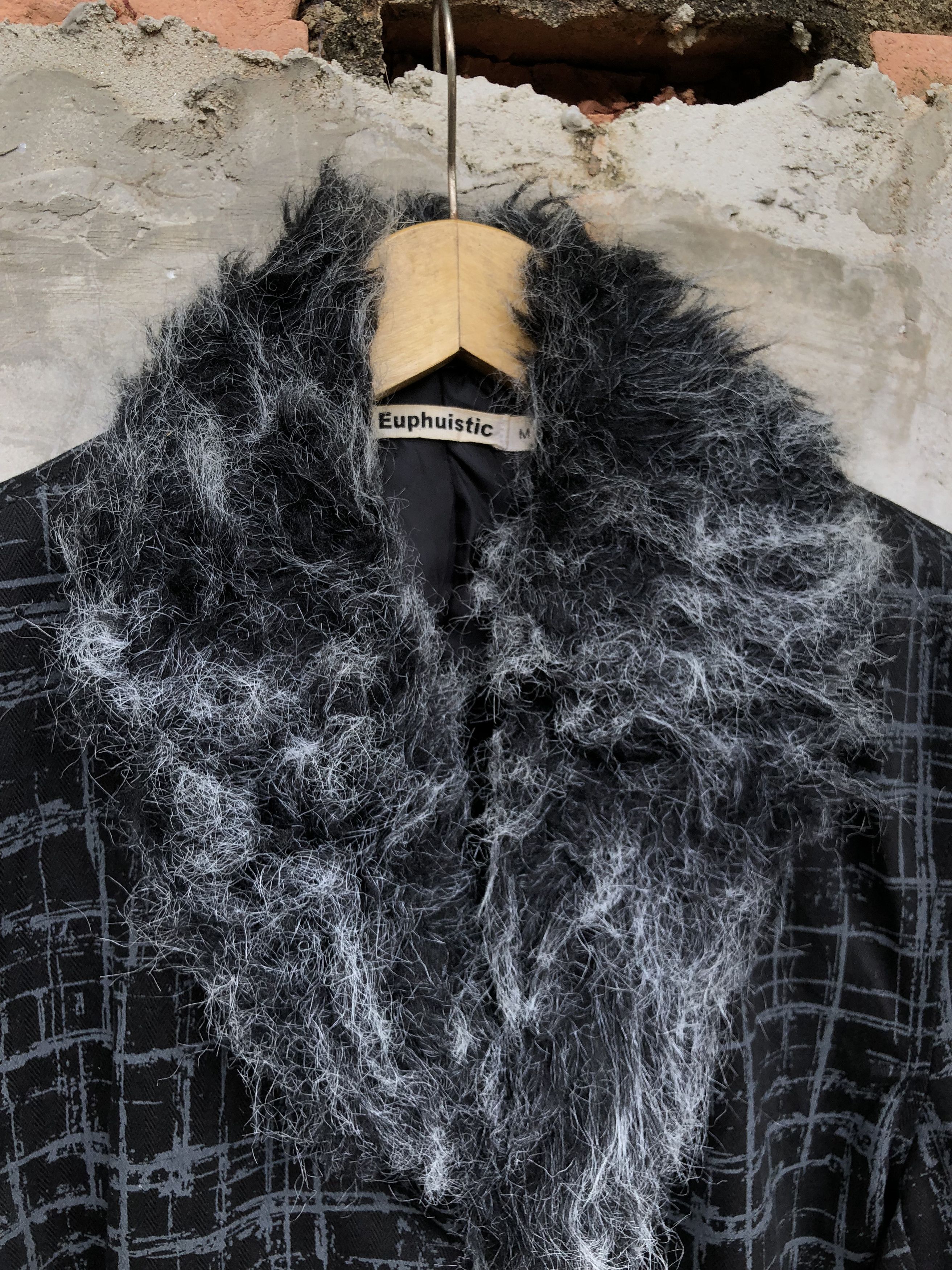 Beauty Beast Euphuistic Punk Fur jacket/Coat With Belt ifsixwasnine lgb s Size US L / EU 52-54 / 3 - 4 Thumbnail