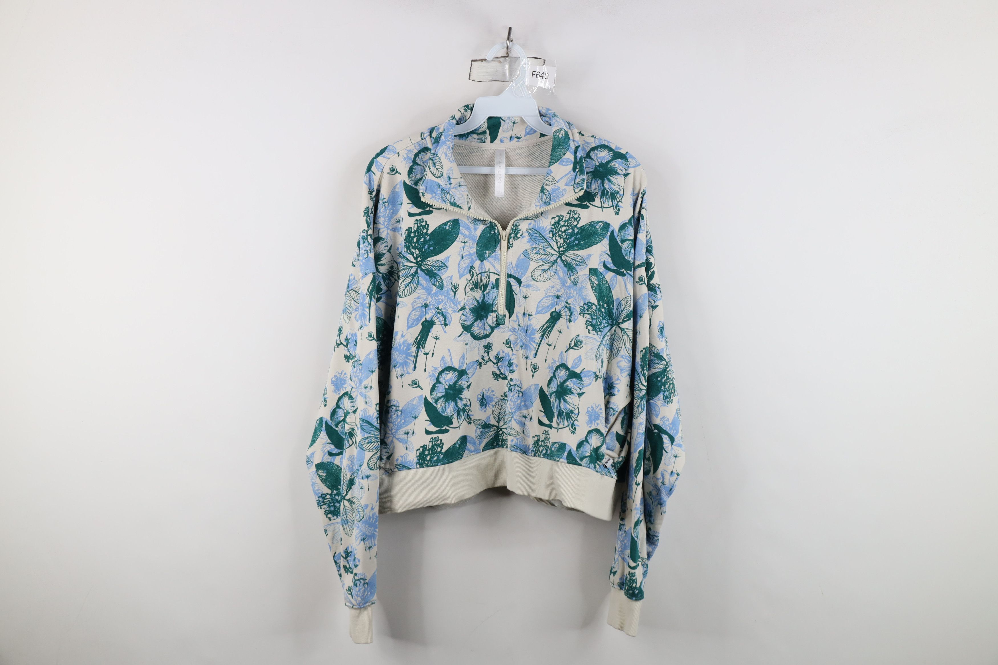 Fabletics Fabletics All Over Print Cropped Half Zip Terry Sweatshirt Size L / US 10 / IT 46 - 1 Thumbnail