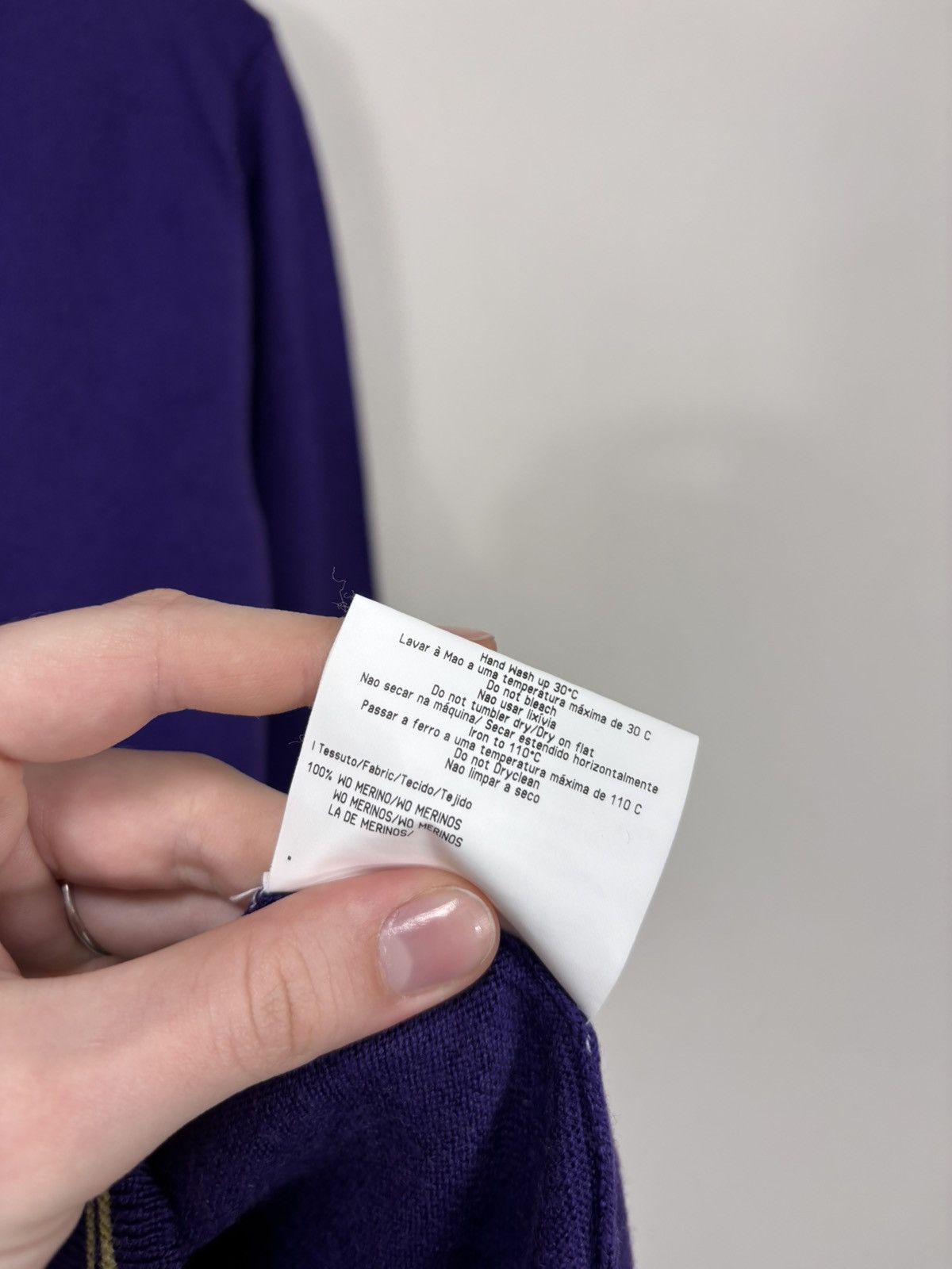 Versus Versace Versus Versace Men’s Purple V-Neck Wool Sweater Jumper Size US L / EU 52-54 / 3 - 11 Thumbnail