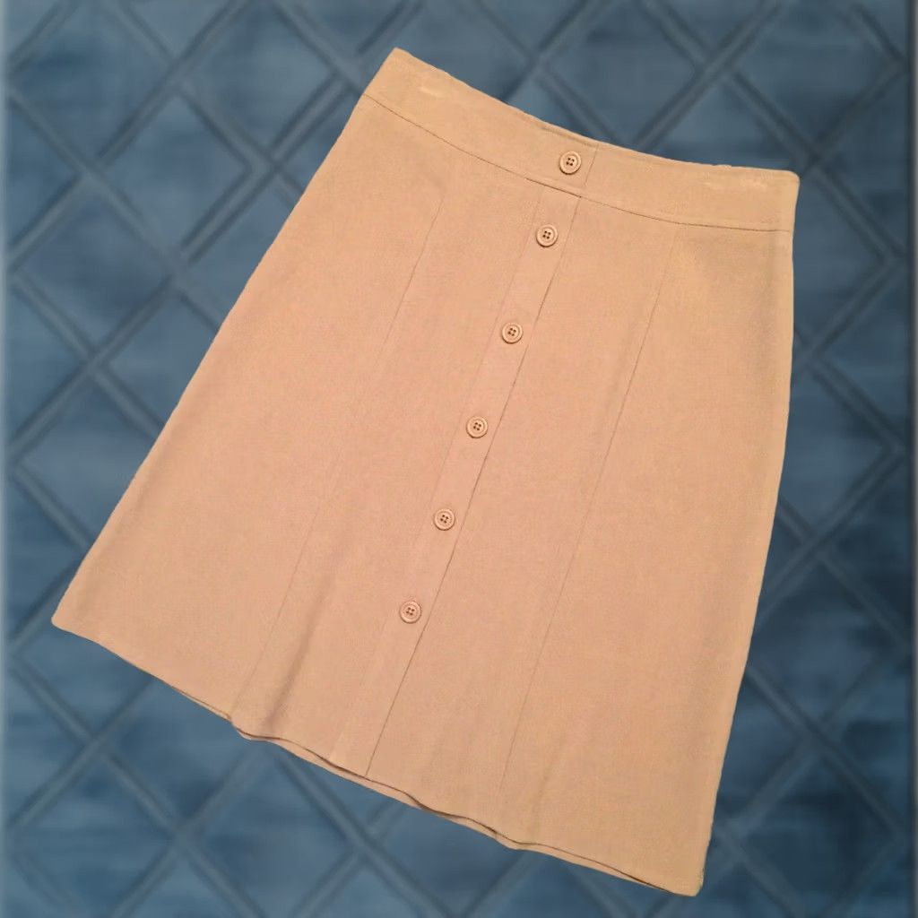 Vintage Counterparts Skirt Beltless Front A-Line Knee Length Beige 8 Womens Regular Polyester Unlined Button Front Zip Sold Solid Pattern Size 30" / US 8 / IT 44 - 1 Thumbnail