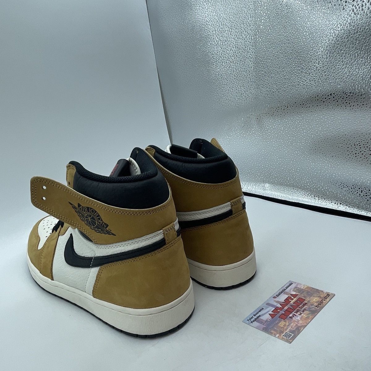 Jordan Brand Air Jordan 1 high rookie of the year Size US 12 / EU 45 - 4 Thumbnail