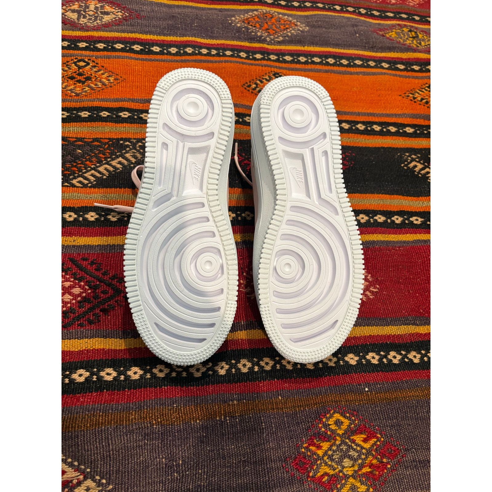 Nike Nike Women's Air Force 1 PLT.AF.ORM Size US 10.5 / IT 40.5 - 6 Thumbnail