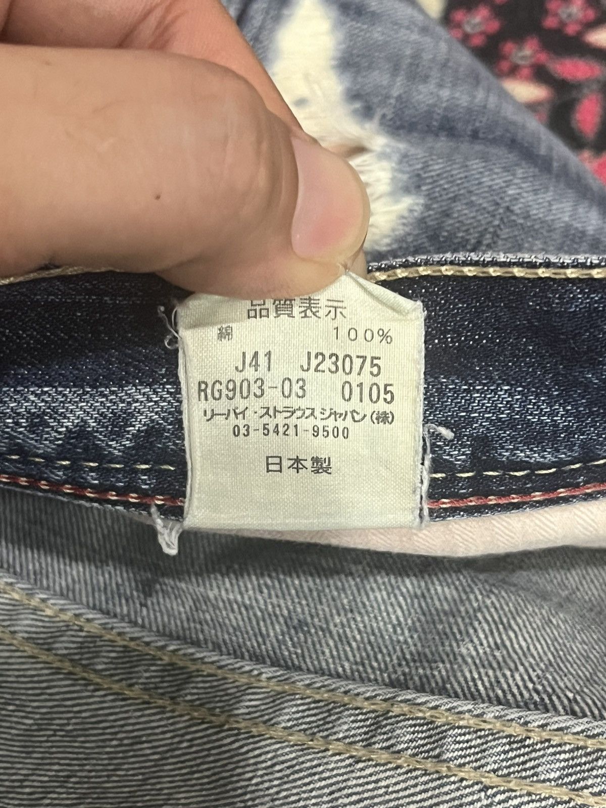 Levi's Vintage Levi’s Whisker Blue Faded Washed Patches Unisex Jean Size US 28 / EU 44 - 19 Thumbnail