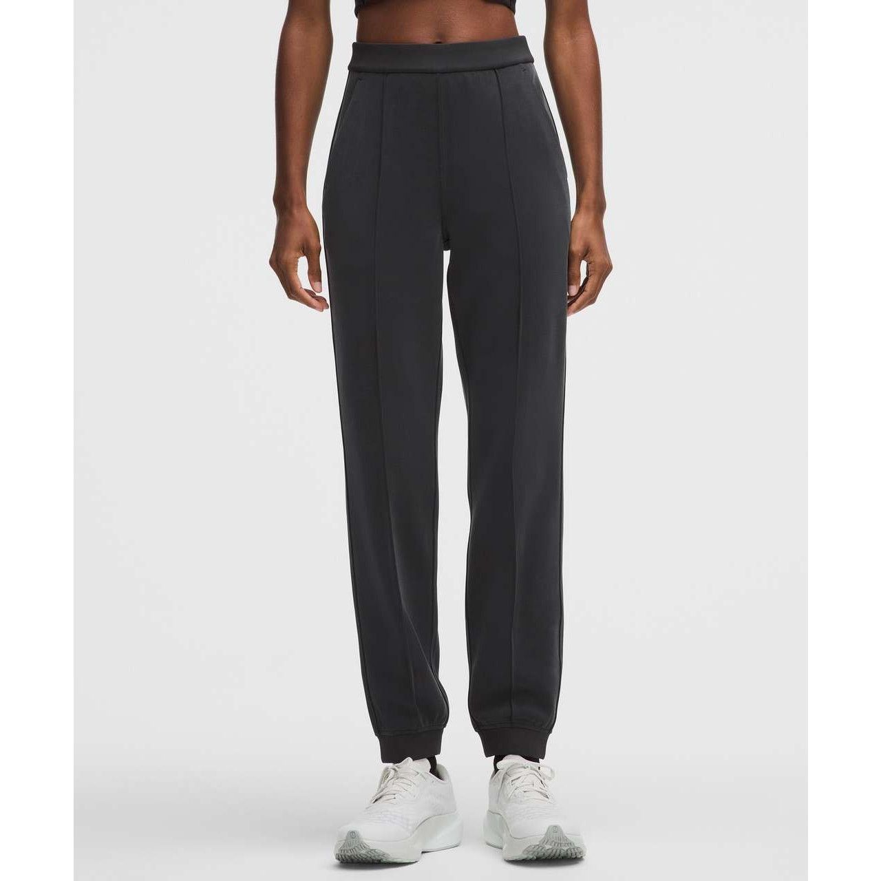 Lululemon NWT Lululemon Softstreme Classic-Fit High Rise Jogger Pants Size 25" / US 0 / IT 36 - 1 Thumbnail