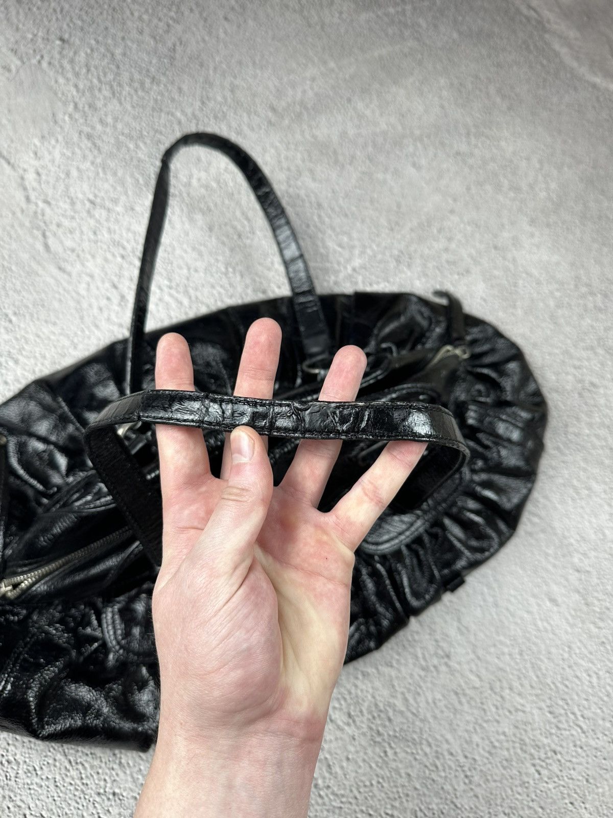 Moschino Moschino Black Patent Shoulder Bag Luxury Distressed Y2K SK8 Size ONE SIZE - 16 Thumbnail