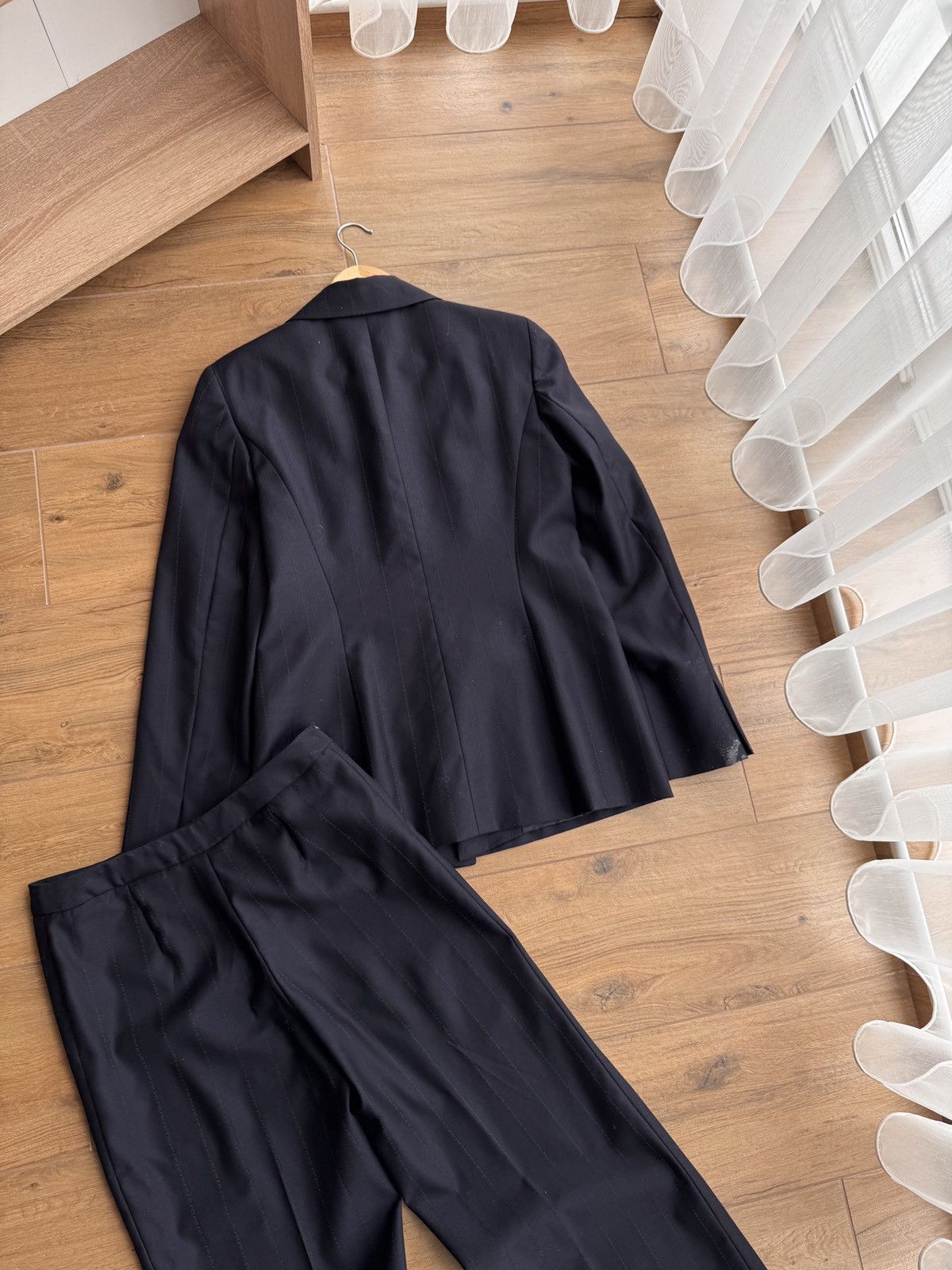 Vintage Vintage Gianfranco Ferre Studio Luxury Pants&Blazer W' Suit Size M / US 6-8 / IT 42-44 - 13 Thumbnail