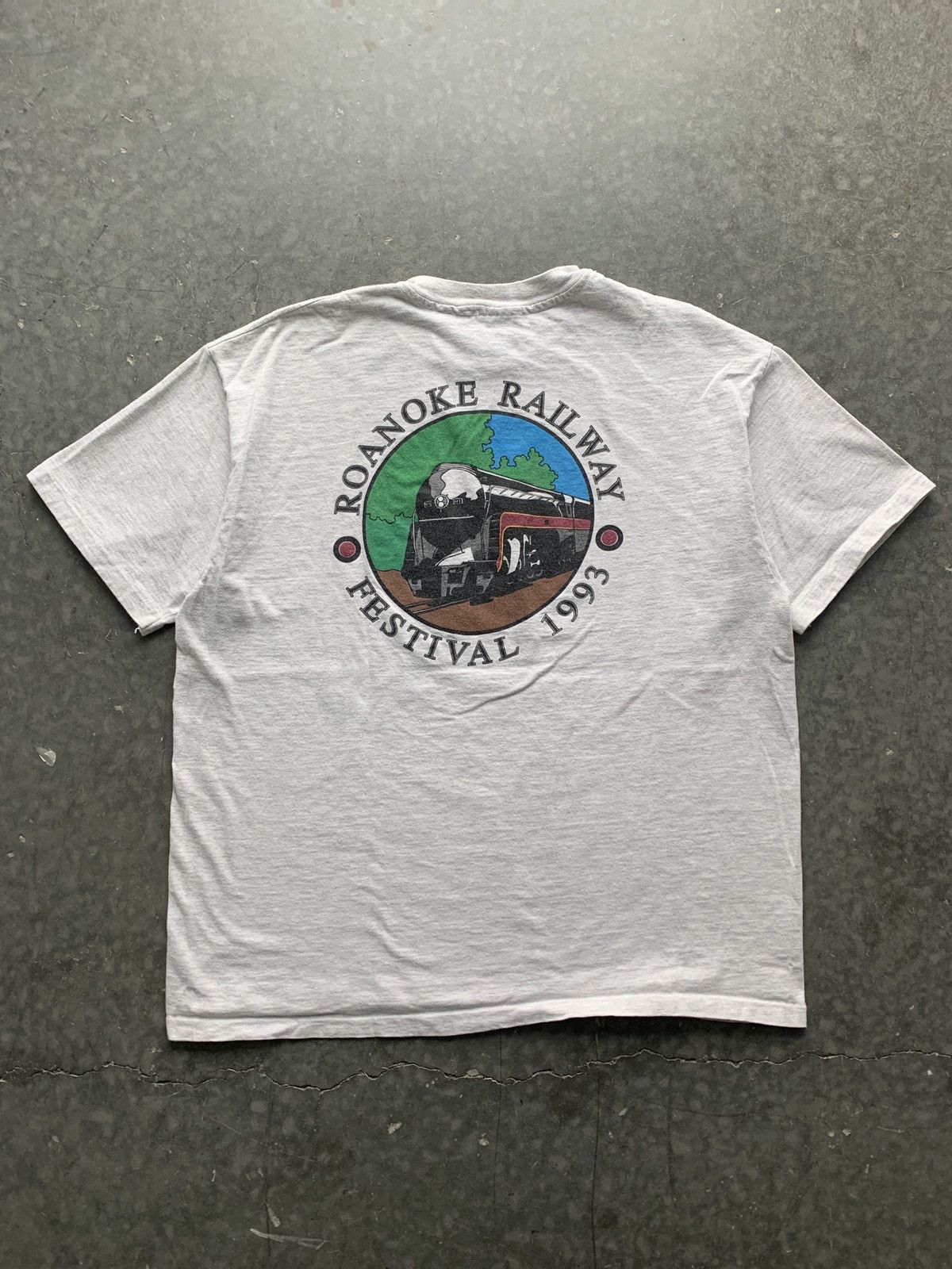 Hanes × Vintage Essential Vintage 90s Hanes Beefy Graphic Tee Roanoke Train Size US XL / EU 56 / 4 - 1 Thumbnail