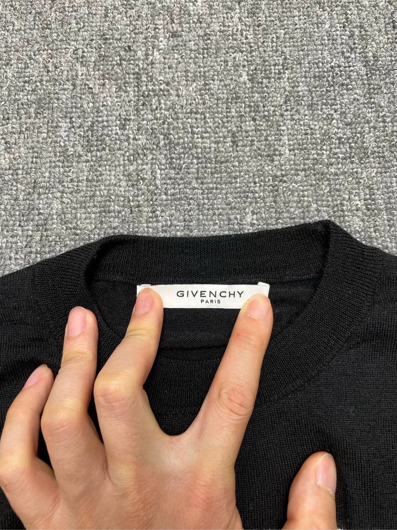 Givenchy Givenchy Classic Logo Black Sweater 2506-Nextarrow Size US XS / EU 42 / 0 - 3 Thumbnail