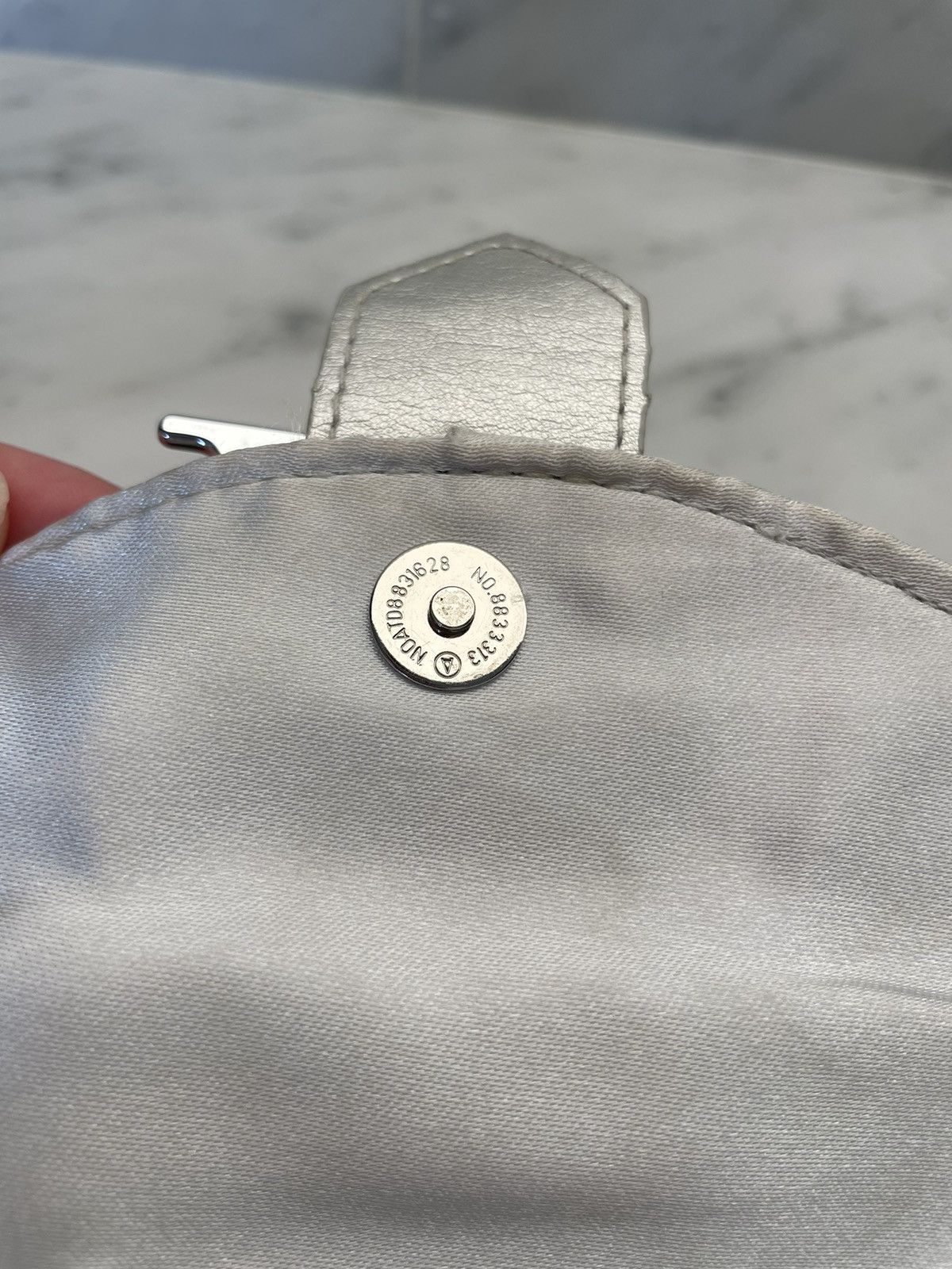 Dior Dior parfums cosmetic bag pouch with big logo Size ONE SIZE - 5 Thumbnail