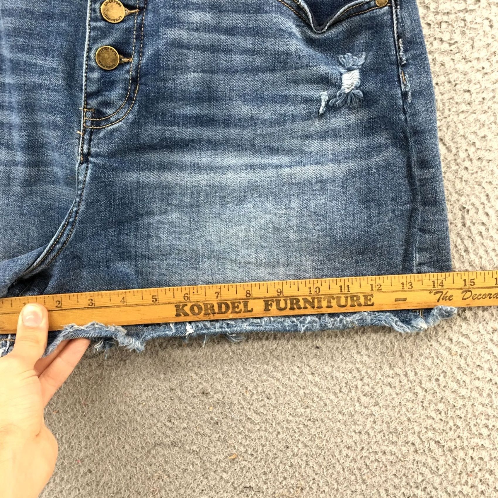 Vintage Liverpool Jeans Shorts Womens 14/32 Blue High Rise Button Fly Hot Pants Denim 3 in Inseam Black? Size 36" / US 14 / IT 50 - 7 Thumbnail