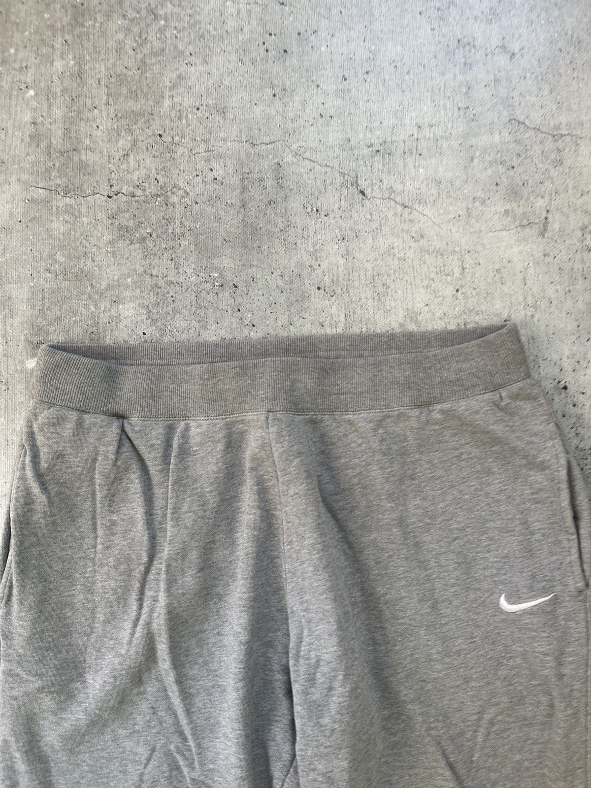 Nike Nike Baggy Vintage Y2K Track Pants Joggers Hype Xl Size US 36 / EU 52 - 2 Thumbnail