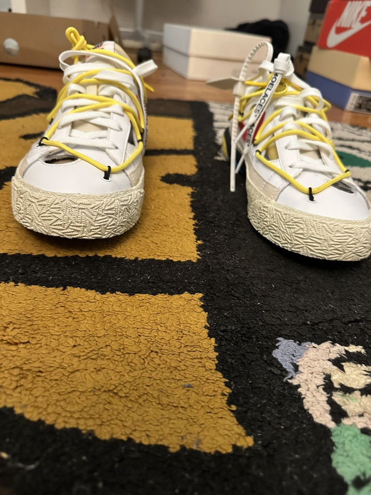 Nike × Off-White Off-White x Blazer Low ‘White University Red’ Size US 10.5 / EU 43-44 - 4 Thumbnail