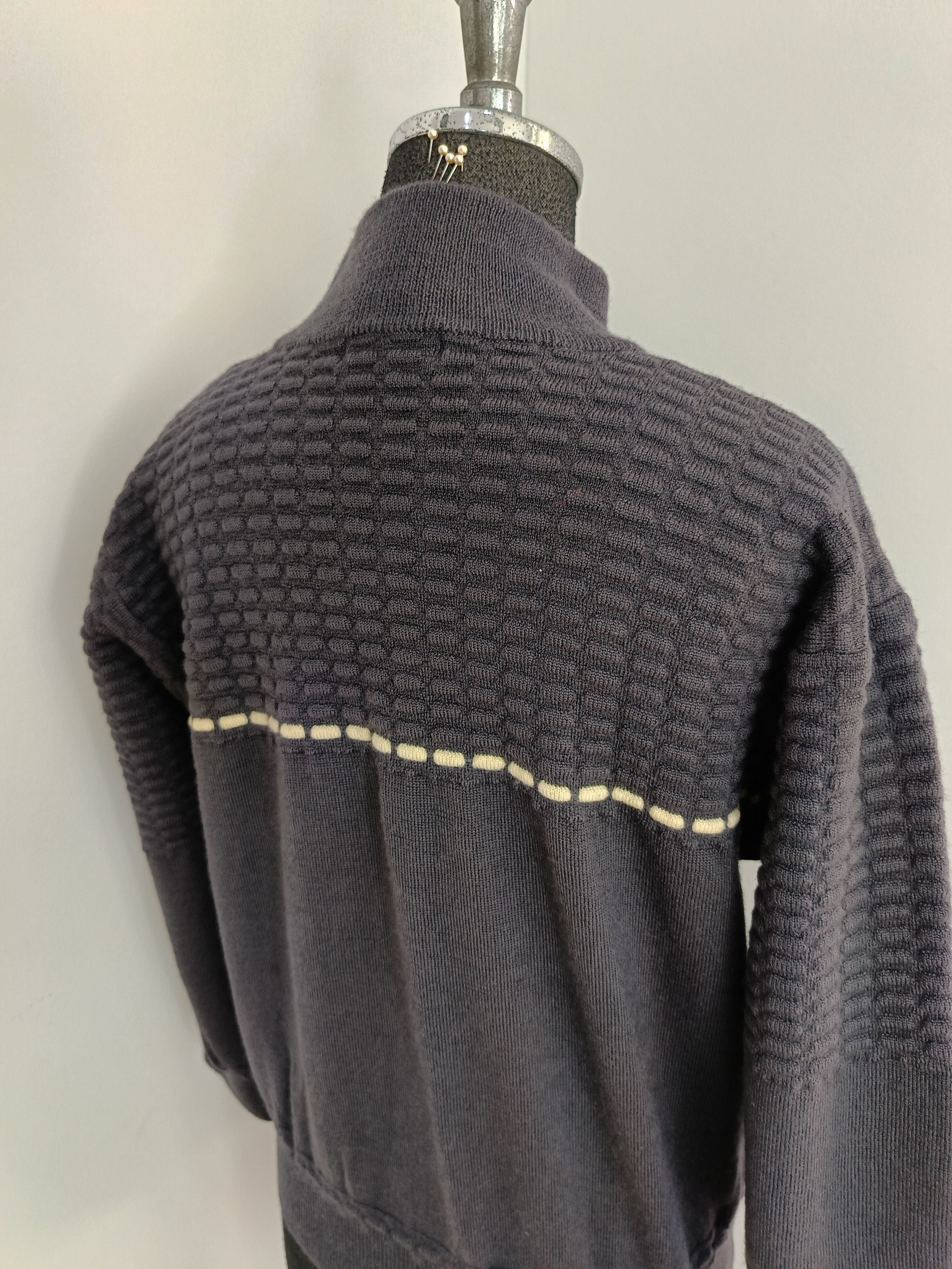 Issey Miyake Issey Miyake Japan 90s wool gray turtle neck sweater medium Size US S / EU 44-46 / 1 - 9 Thumbnail
