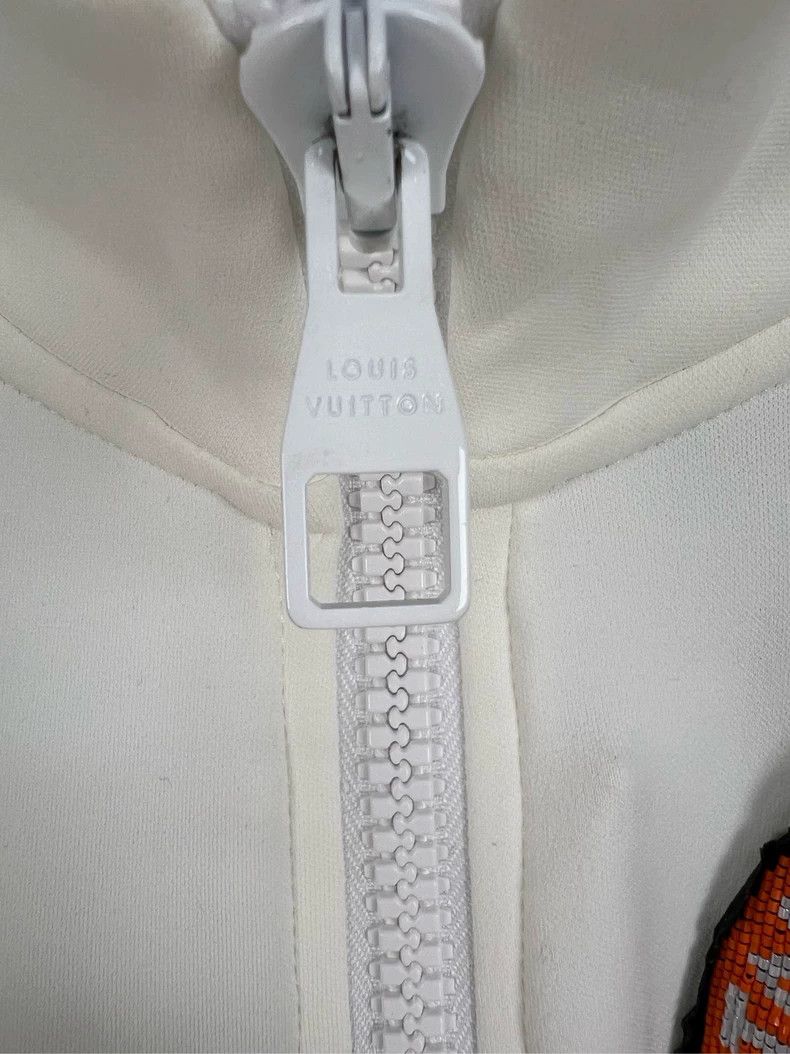 Louis Vuitton Louis Vuitton Colorful embroidered rhinestone sequined zip Size US XL / EU 56 / 4 - 4 Thumbnail