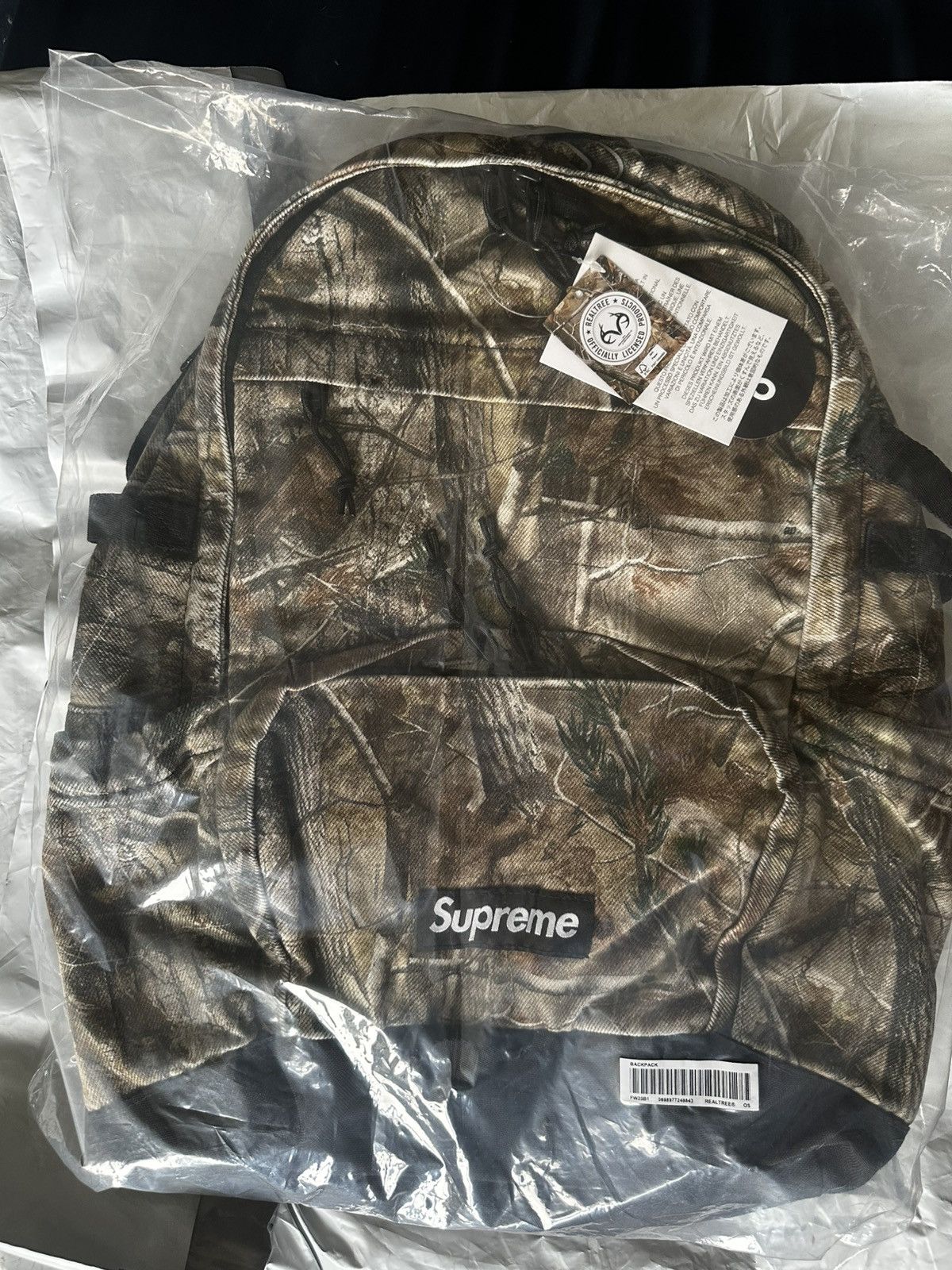 Supreme Supreme Realtree Camo Denim Backpack Size ONE SIZE - 1 Thumbnail