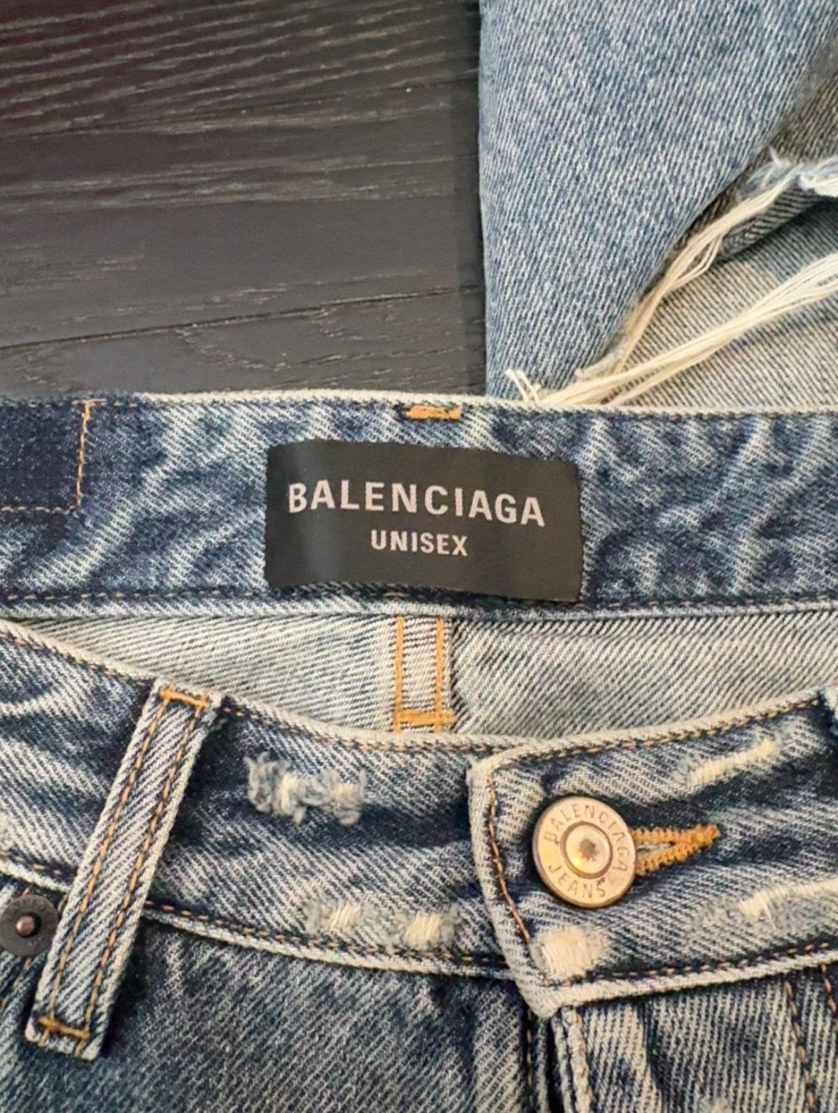 Balenciaga Balenciaga distressed denim jeans Size US 32 / EU 48 - 4 Thumbnail