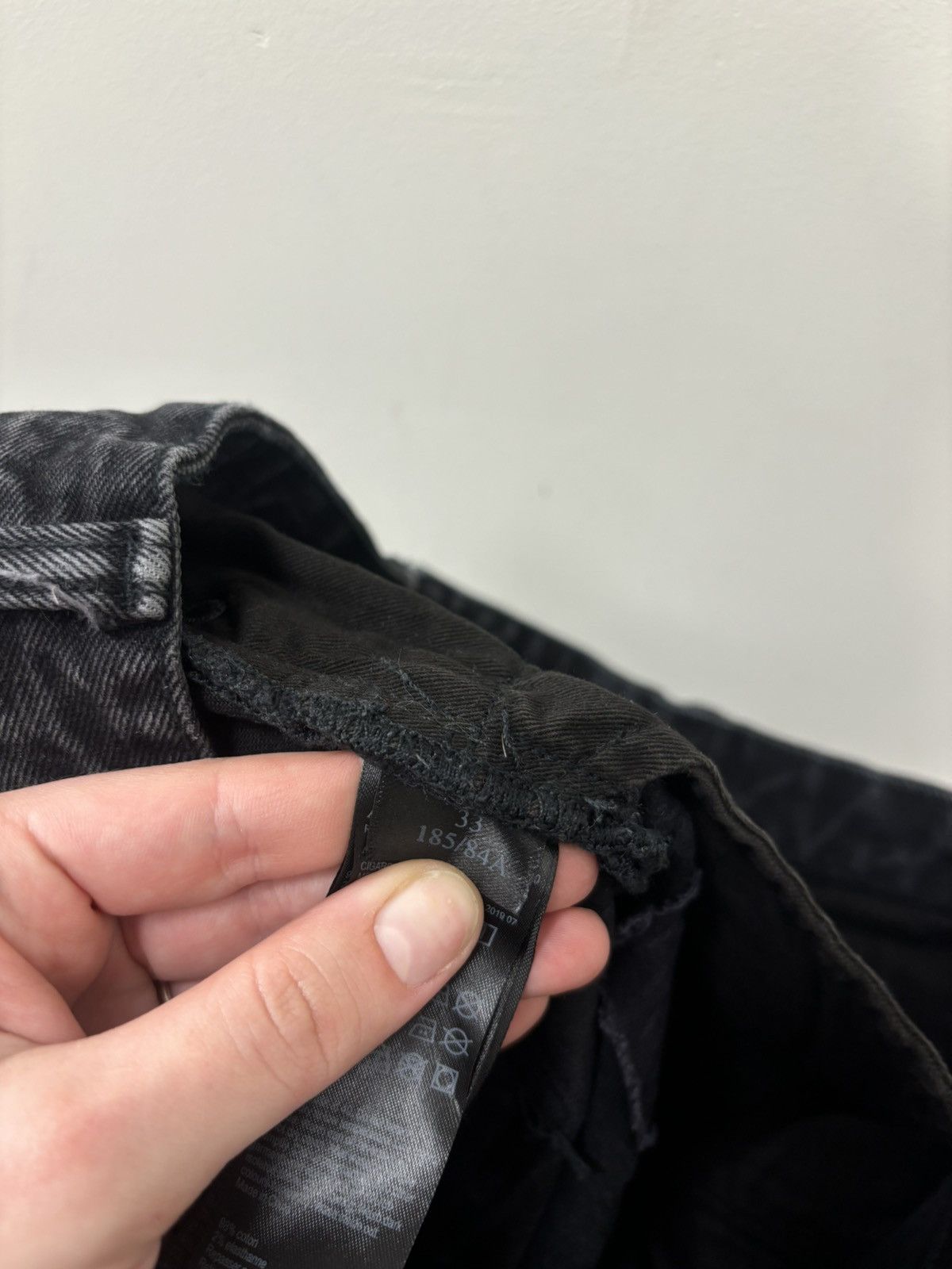 Allsaints AllSaints Cigarette Damaged Men’s Slim Tapered Denim Jeans Size US 33 - 13 Thumbnail