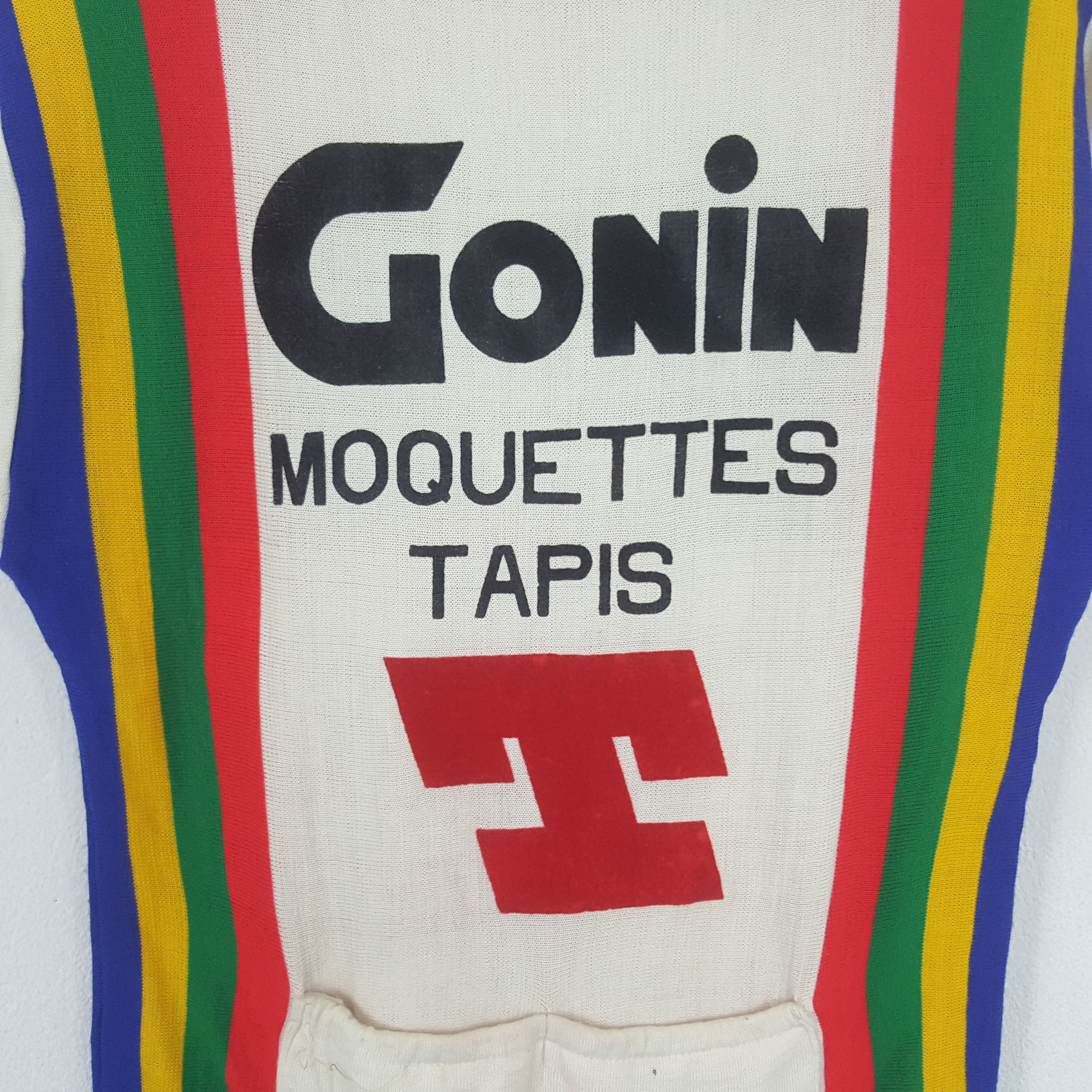 Vintage Vintage Gonin Moquettes Tapis T Retro Cycling Tshirt RR6 Size US XS / EU 42 / 0 - 4 Thumbnail