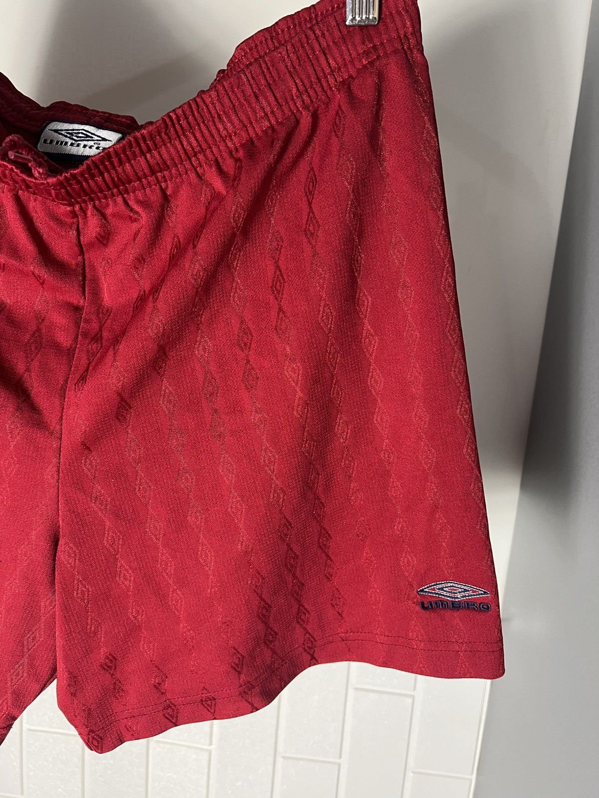 Umbro × Vintage VERY RARE UMBRO MANCHESTER UNITED SOCCER SHORTS BLOKECORE Size US 34 / EU 50 - 2 Thumbnail