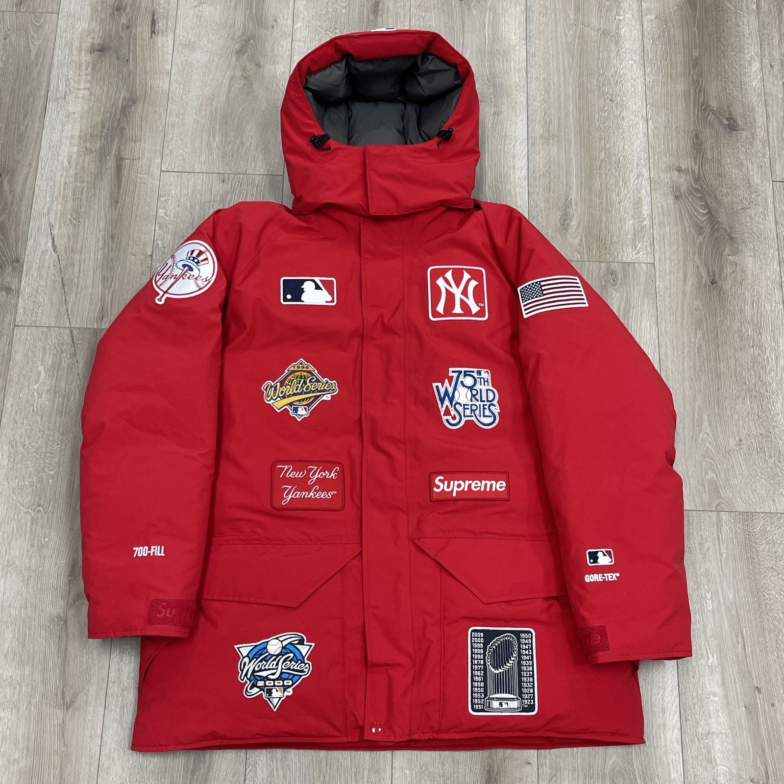 ジャケット・アウター supreme 22ss Sacred Heart GORE-TEX JKT Sacred Heart GORE-TEX Shell Jacket | Supreme 22ss
