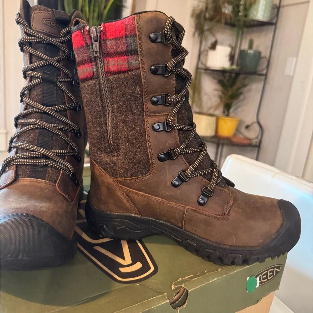 KEEN Keen winter boots - size 6 Size US 6 / IT 36 - 9 Thumbnail
