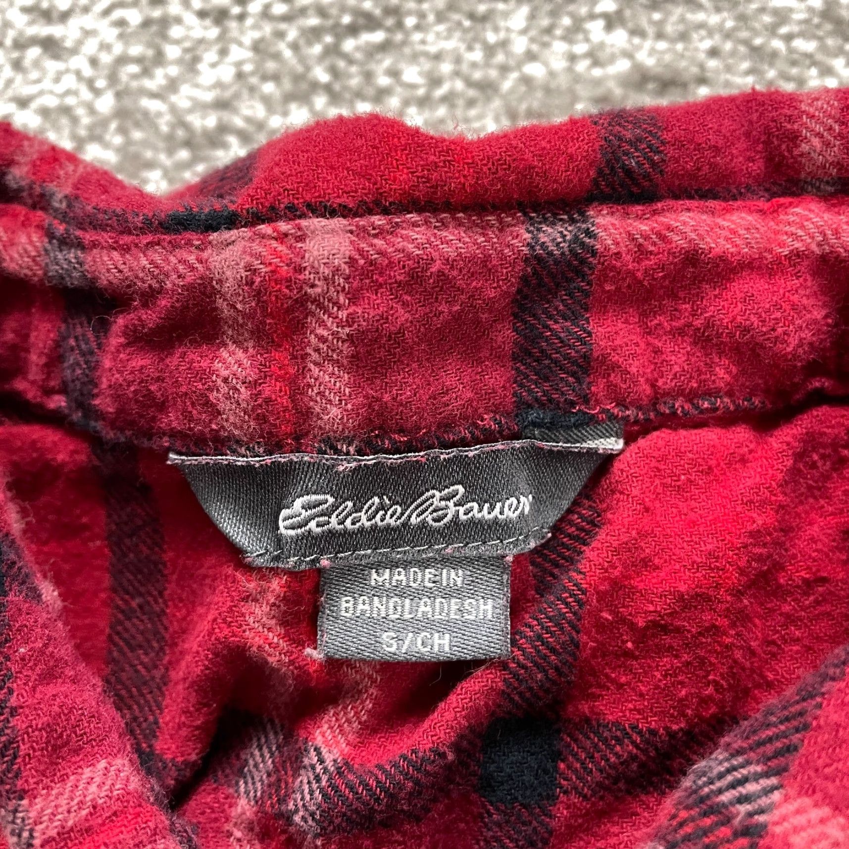Eddie Bauer VINTAGE? No — Eddie Bauer Button-Up Shirt Womens Small Red Plaid Flannel Cotton Long Sleeve Casual Classic Womens S Red Eddie Bauer Shirt Size S / US 4 / IT 40 - 4 Thumbnail
