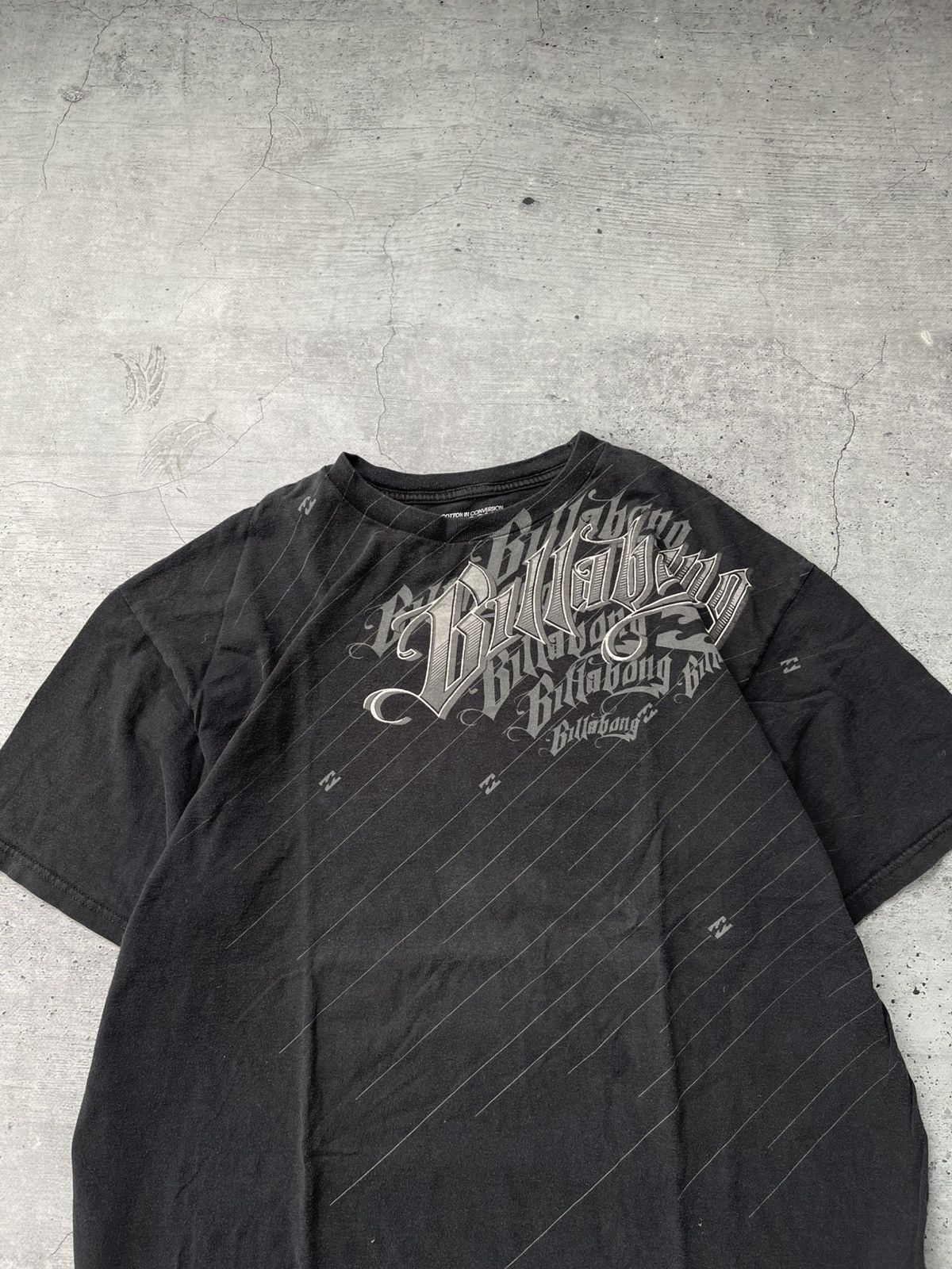 Billabong VTG 90s Super Faded Billabong Distressed Y2K T-Shirt Size US XL / EU 56 / 4 - 3 Thumbnail