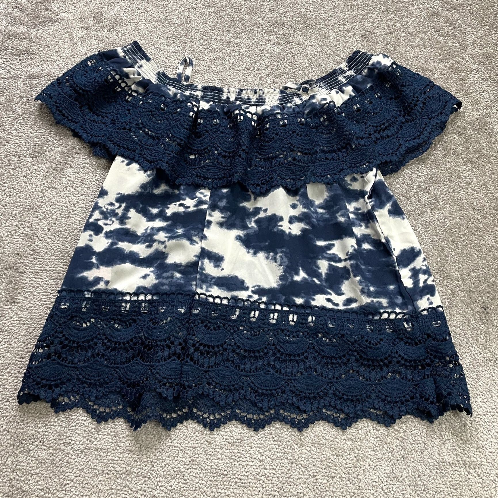 Vintage No Boundaries Blues Tie Dye Cold Shoulder Blouse Juniors XXL Blue Casual Size XXL / US 16-18 / IT 52-54 - 2 Thumbnail