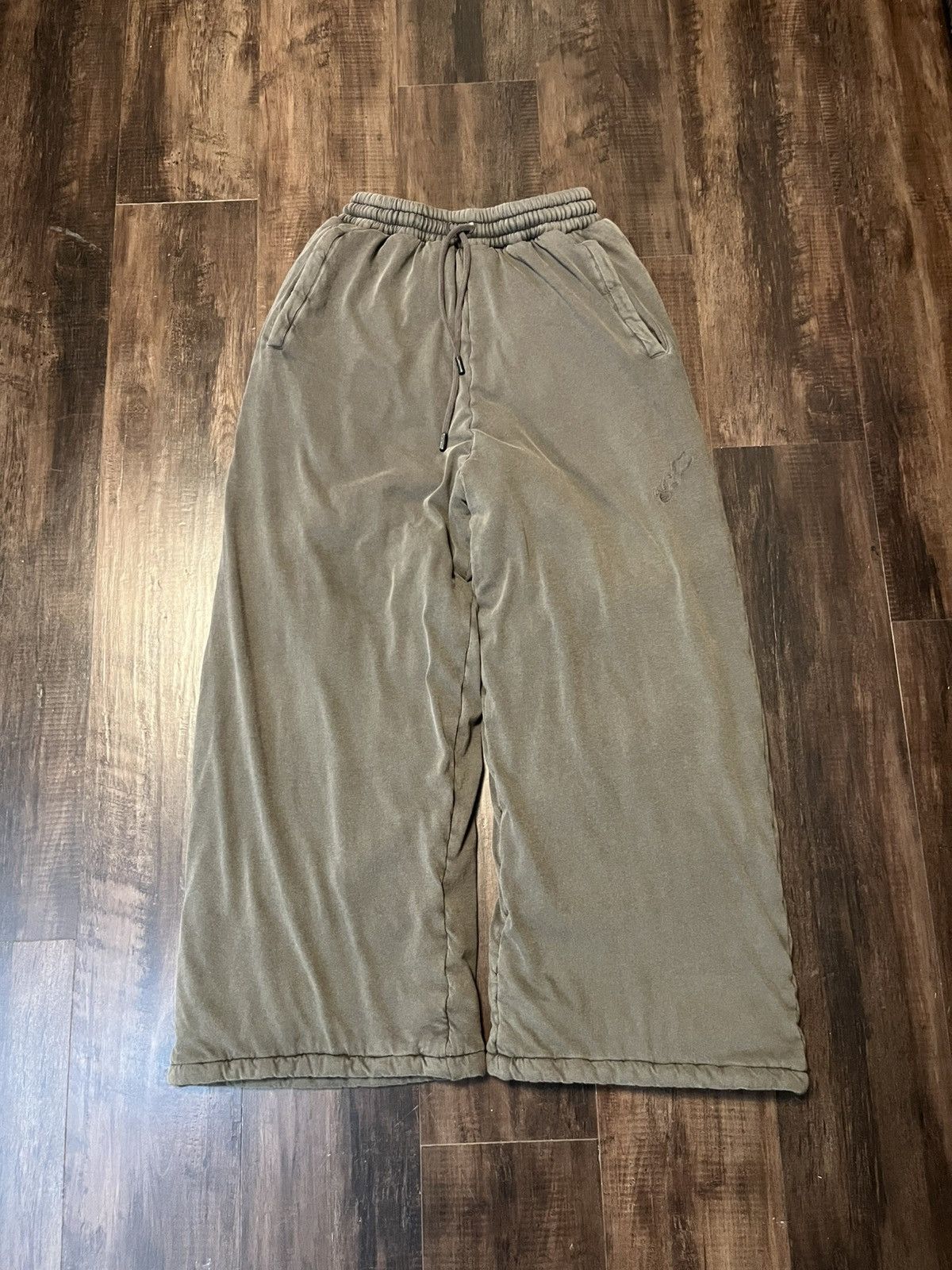 LUU DAN Lu’u Dan Wadded Bontans Wide Leg Baggy Sweatpants Size US 28 / EU 44 - 1 Thumbnail