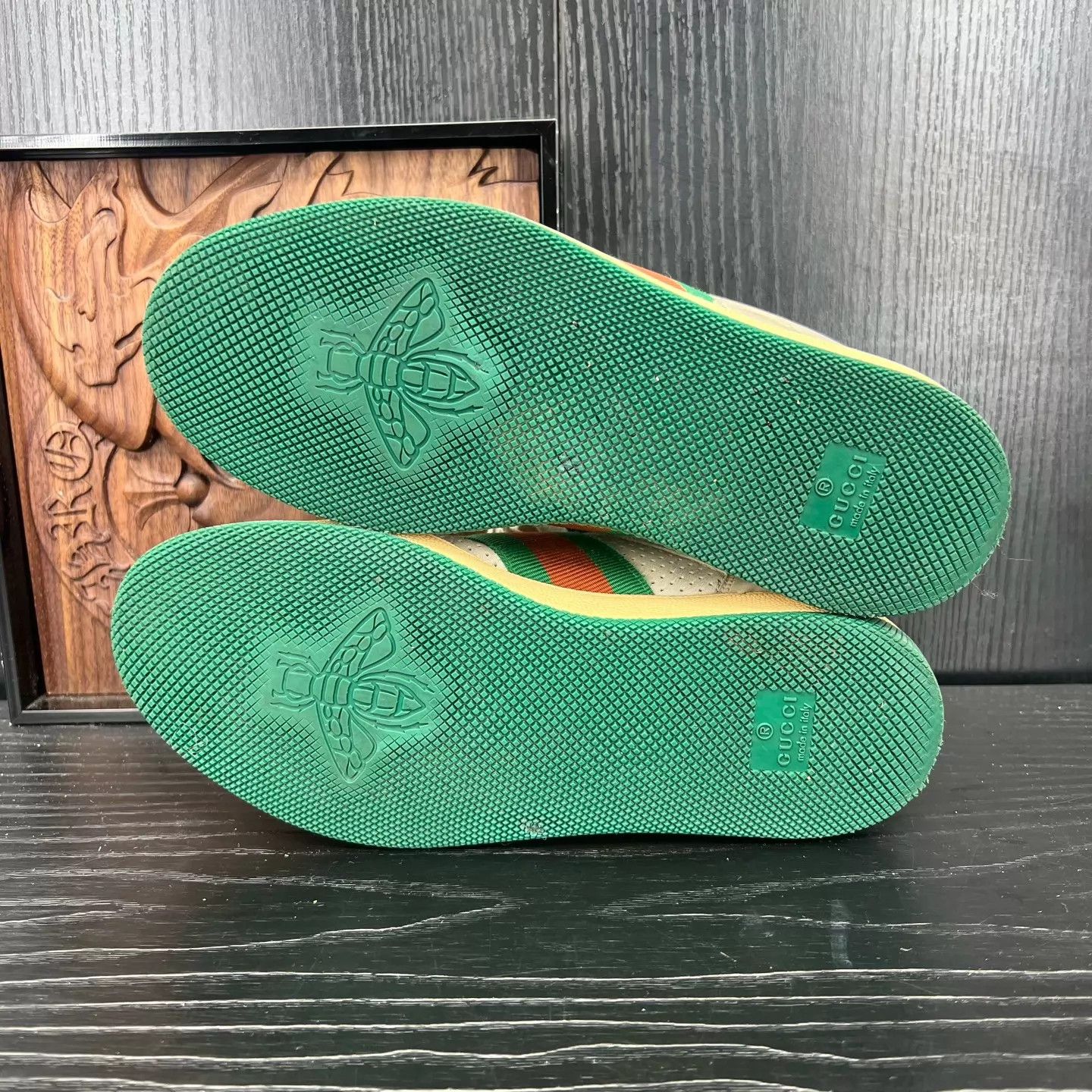 Gucci Gucci Women's No Logo Distressed Sneaker 34.5 Near New Size US 4 / IT 34 - 7 Thumbnail