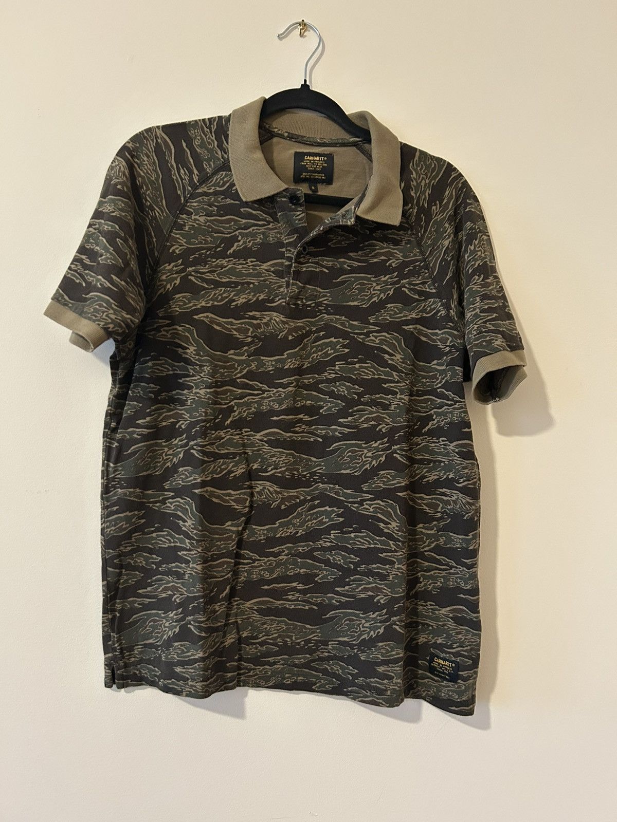 Carhartt Wip Cathartic WIP green tiger cam polo Size US S / EU 44-46 / 1 - 1 Thumbnail