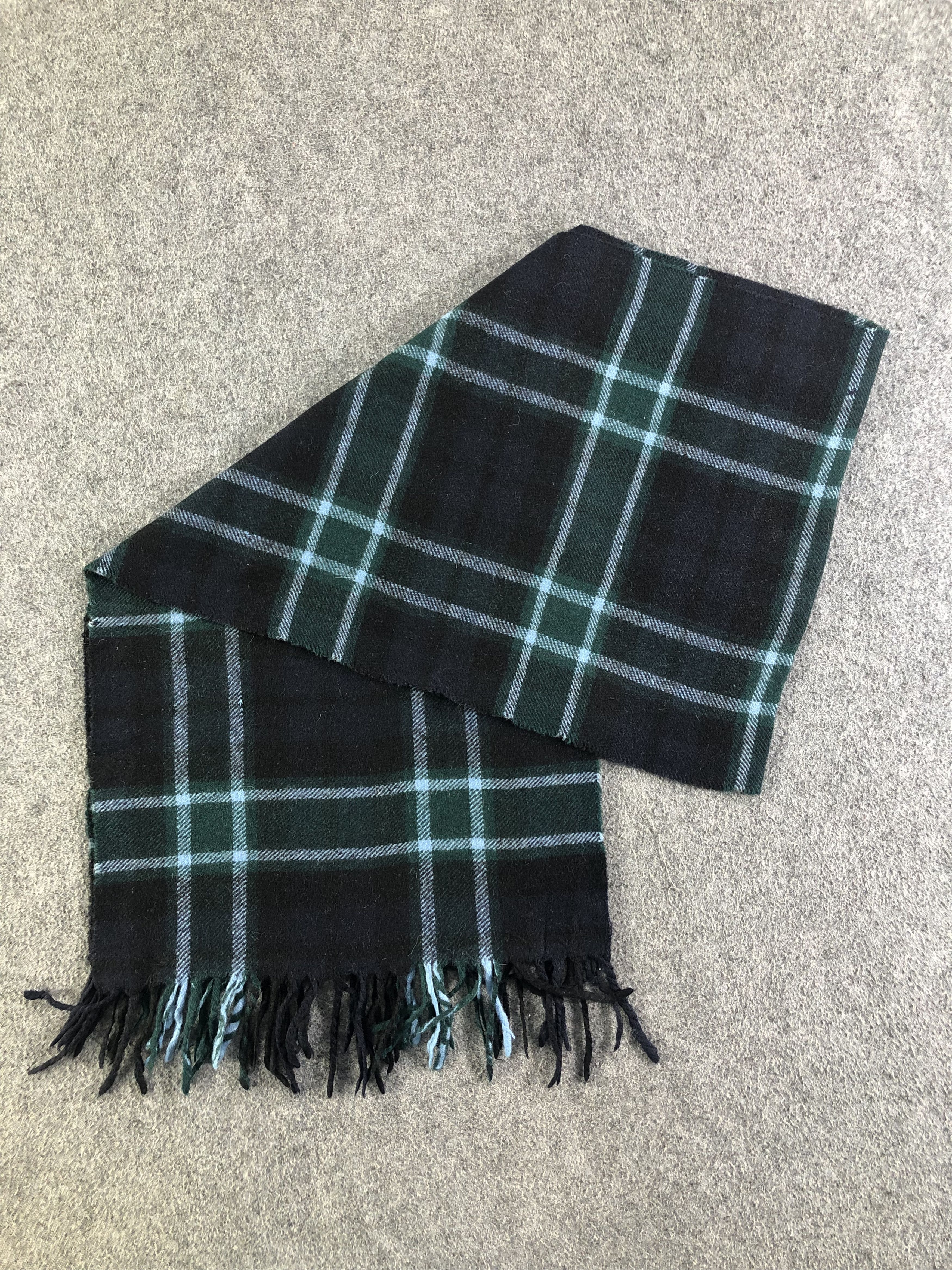 Johnstons Of Elgin Johnstons Of Elgin Cashmere Scarf / Muffler / Neckwear Size ONE SIZE - 5 Thumbnail