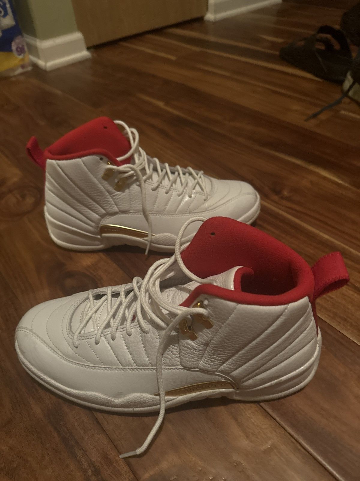 Jordan Brand Jordan fiba 12 Size US 9.5 / EU 42-43 - 2 Thumbnail