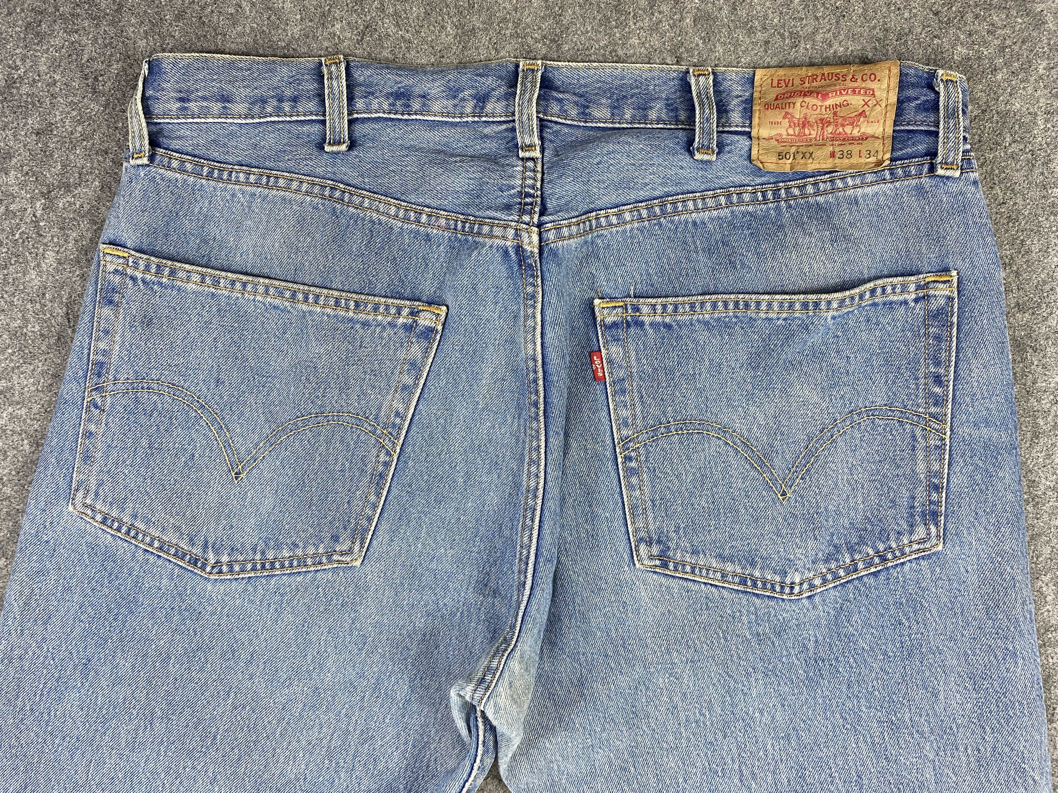 Levi's Blue Vintage Levi's 501 Jeans 37x34 Denim -JN1687 Size US 37 - 4 Thumbnail