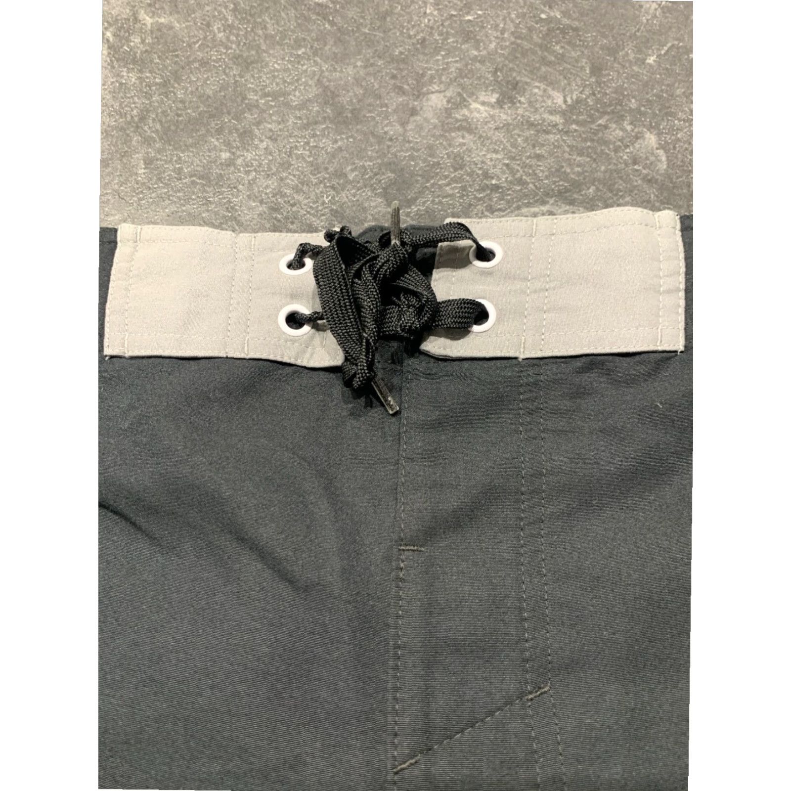 Under Armour Under Armour Mens Black Gray Board Shorts Swim Trunks Size 38 Multicolor Skull Size US 38 / EU 54 - 3 Thumbnail