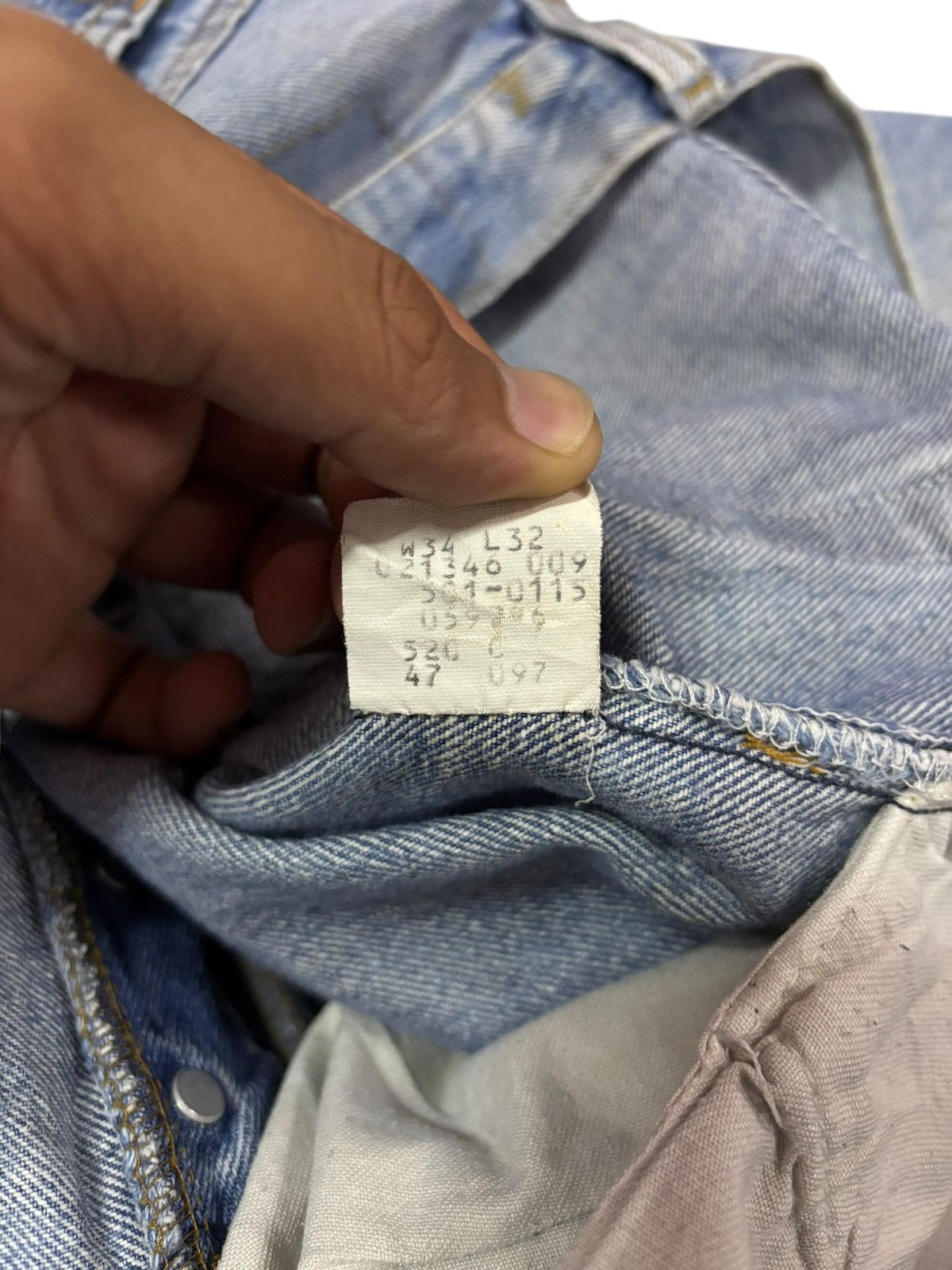 Levi's Vintage Levi’s 90’s 505 Distressed Jeans Size US 34 / EU 50 - 10 Thumbnail