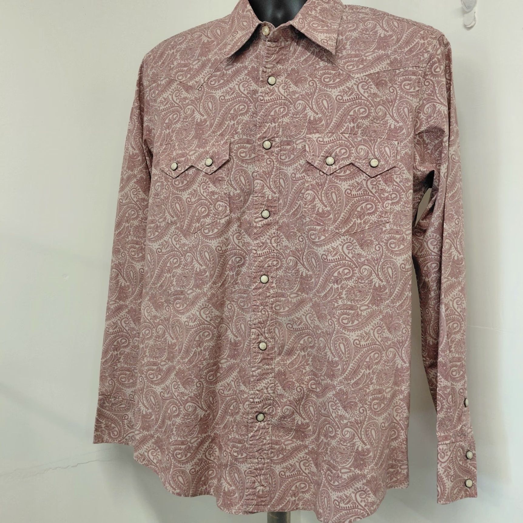 Denime Rock & Roll Denim Shirt Men's Size Large Burgundy Paisley Print Sawtooth Pockets Shirt Children? (no) Size US L / EU 52-54 / 3 - 3 Thumbnail