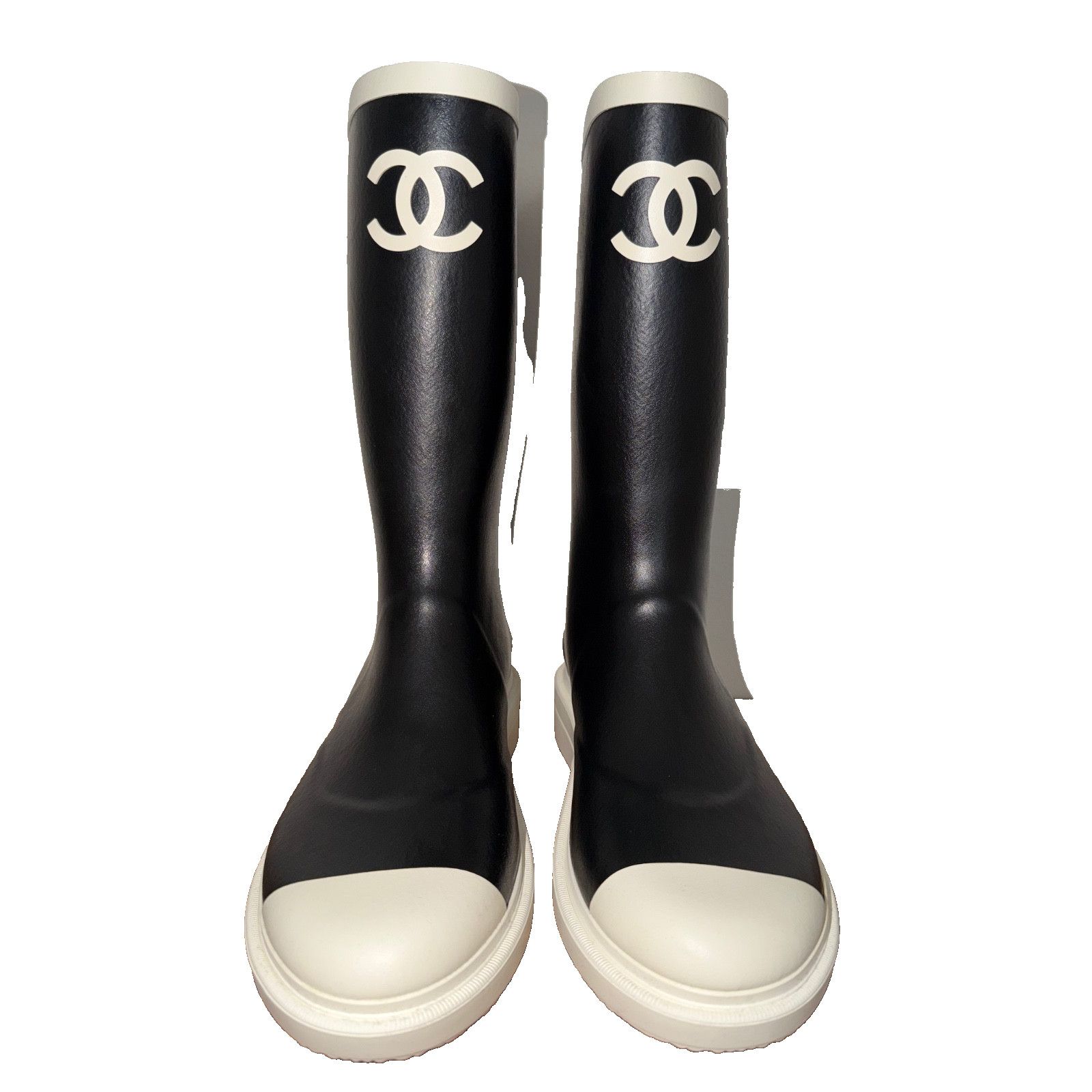 Chanel Chanel Black White Caoutchouc Rubber Rain Boots 36 Size US 6 / IT 36 - 7 Thumbnail