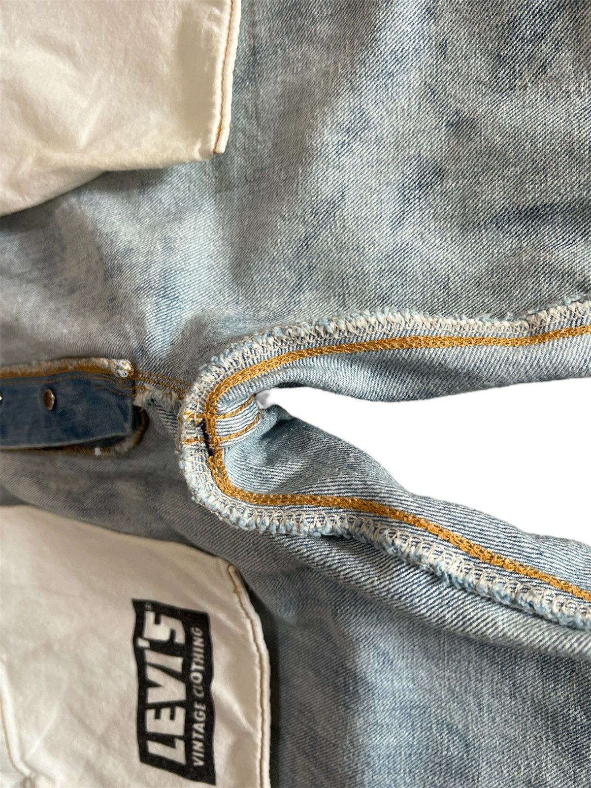 Levi's 🔥Rare🔥Levi’s 501XX Big E Redline Denim Made in Japan W36 L34 Size US 35 - 19 Thumbnail