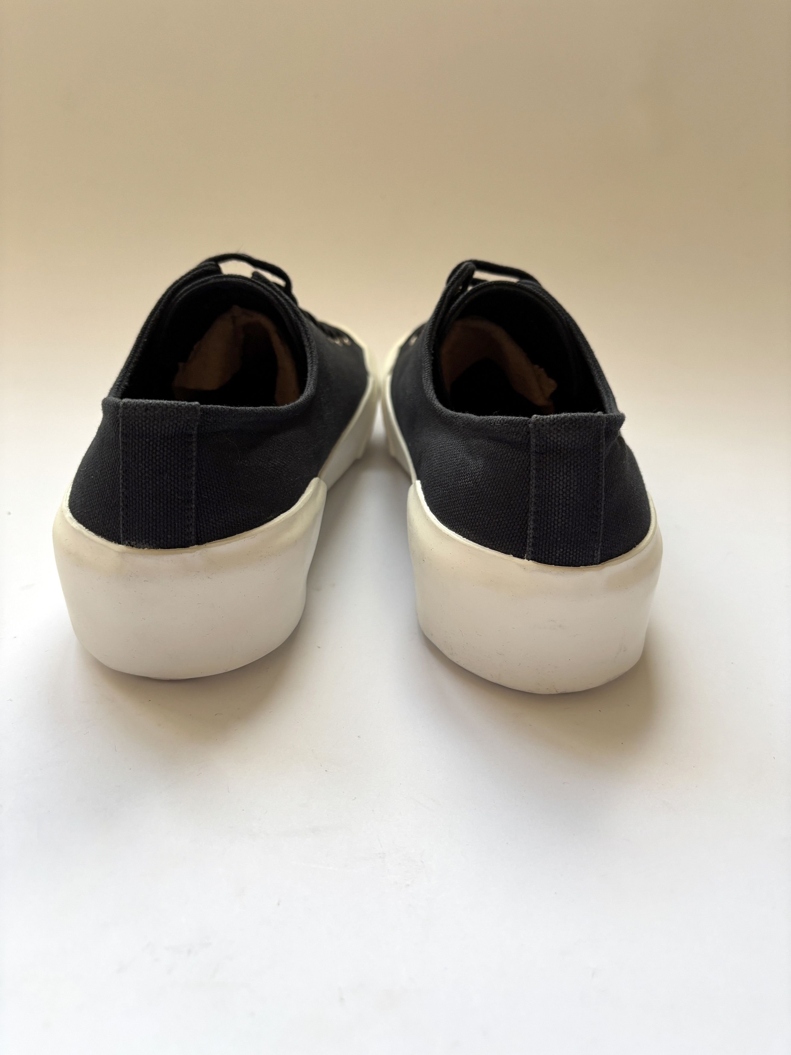 Jil Sander ⚡️QUICK SALE⚡️Jil Sander Black Low Top Sneakers Size US 11 / EU 44 - 5 Thumbnail