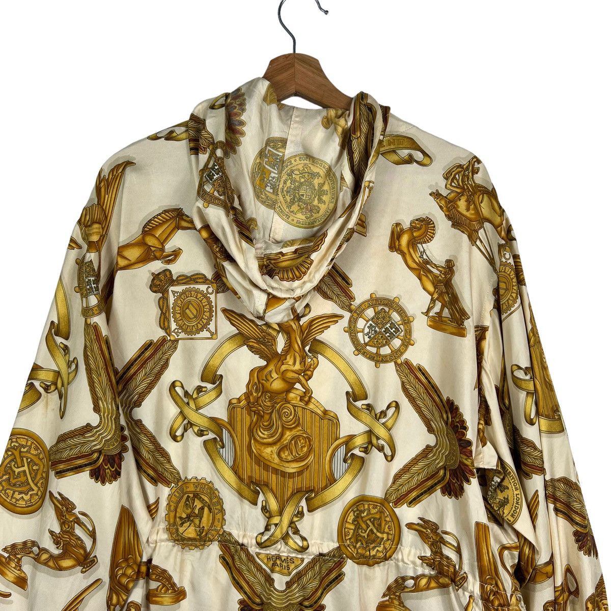 Hermes 🔥ACCEPT BINDING🔥 HERMES PARIS SILK JACKETS SIZE 40 Size US M / EU 48-50 / 2 - 8 Thumbnail