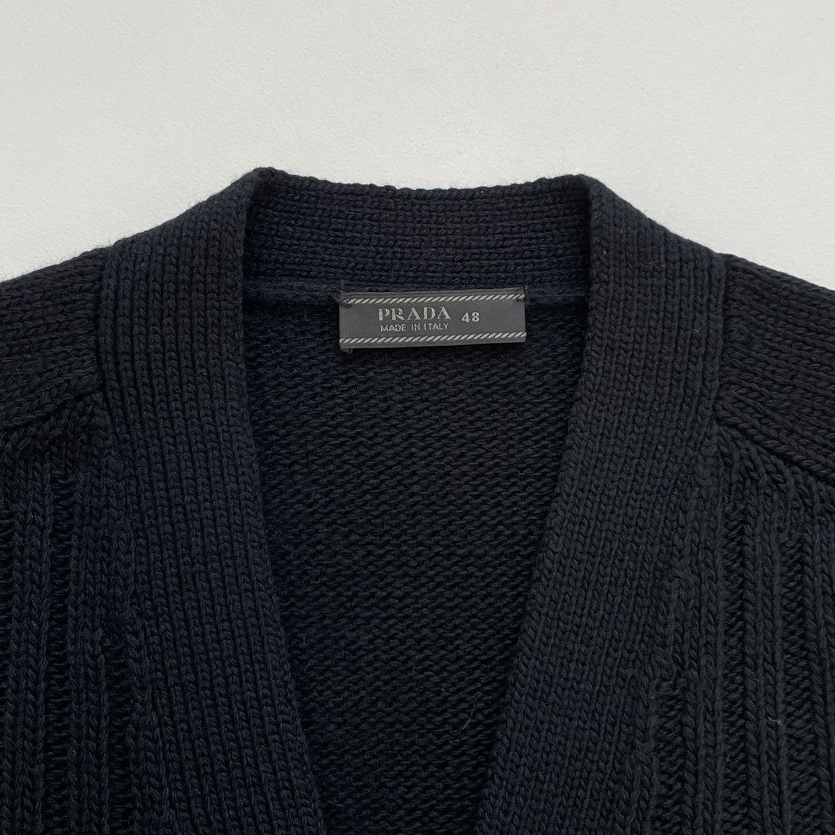 Prada A/W 09 Black Wool ‘Ribbed Chevron’ Cardigan Size US M / EU 48-50 / 2 - 5 Thumbnail