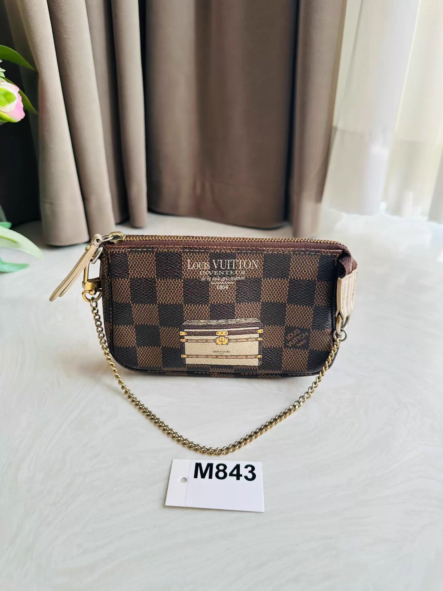 Louis Vuitton LV Hardcase Graffiti Mini Bag Brown Damier M843 Size ONE SIZE - 1 Thumbnail