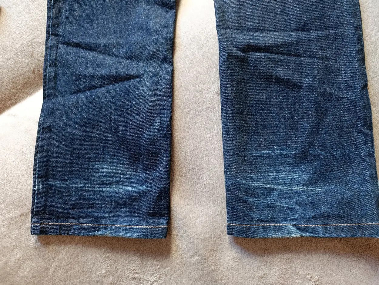Burberry Burberry SS06 Runway Golden button claw Denim jeans Size US 30 / EU 46 - 14 Thumbnail