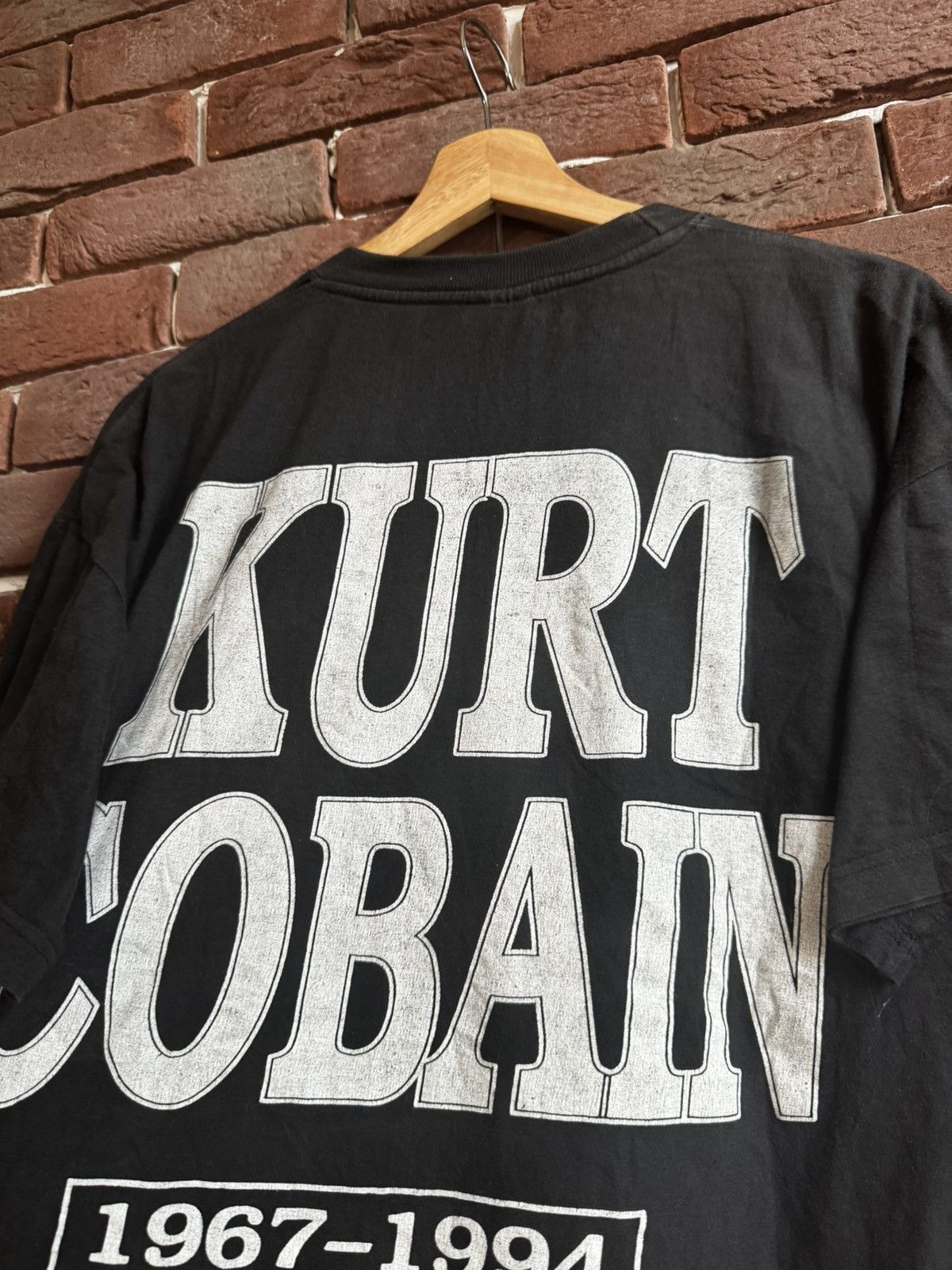Band Tees Rare 90s Nirvana Nevermind Kurt Cobain Grunge Vintage Tee Size US L / EU 52-54 / 3 - 11 Thumbnail