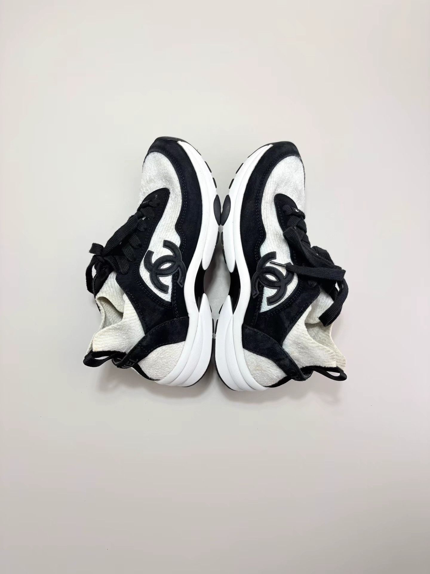Chanel CHANEL Black and White Knit Sneakers K1 Size US 8 / IT 38 - 5 Thumbnail