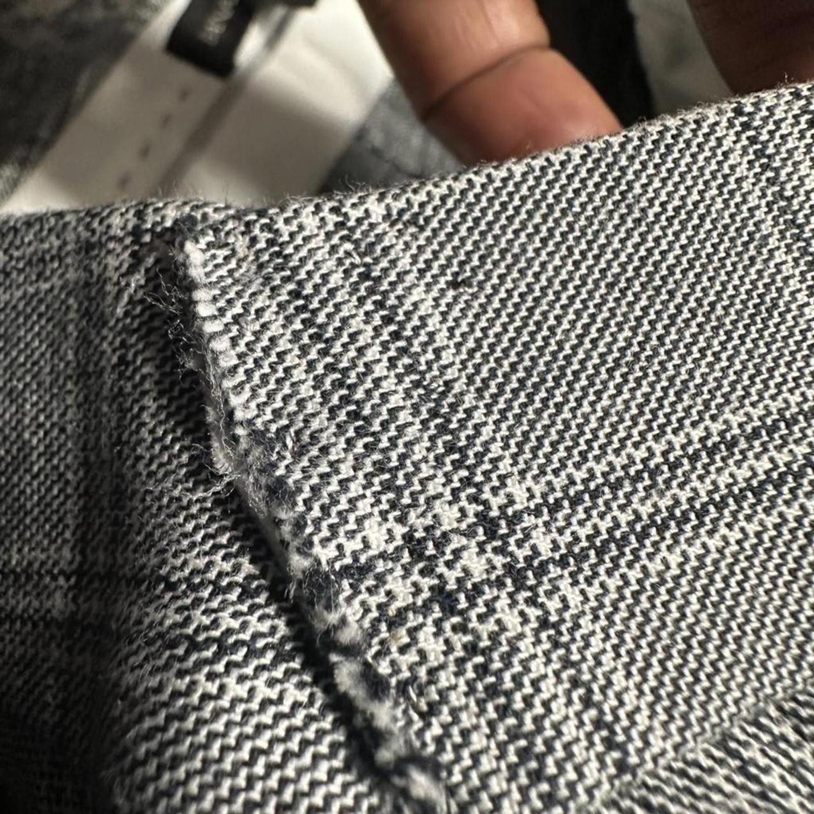 Banana Republic Grey and white plaid ankle length pants #plaidpants Size 28" / US 6 / IT 42 - 4 Thumbnail